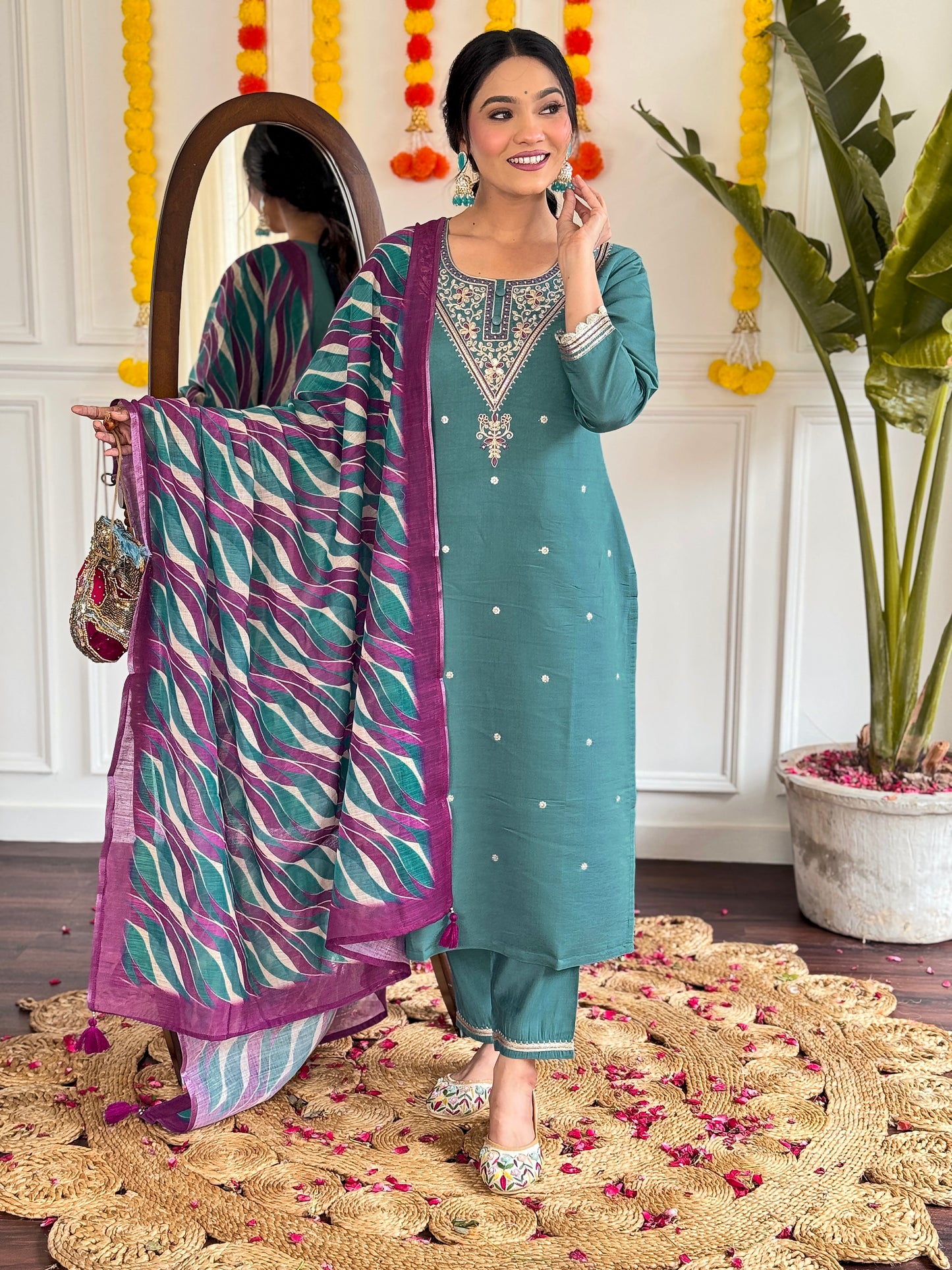Designer Embroidered Chanderi Suit Set with Natural Linen Dupatta