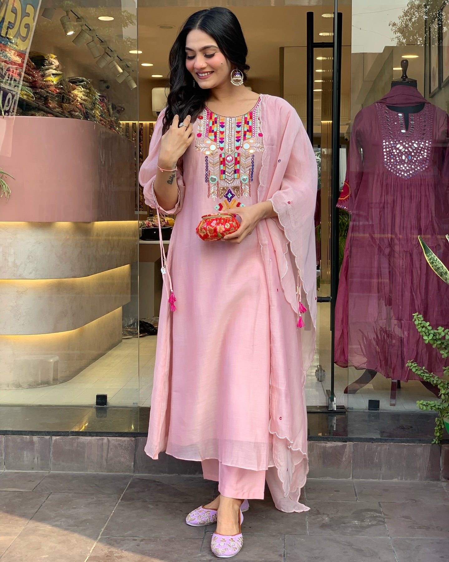 Embroidered Chanderi Silk Suit Set with Organza Dupatta – 3-Piece Premium Ethnic Ensemble