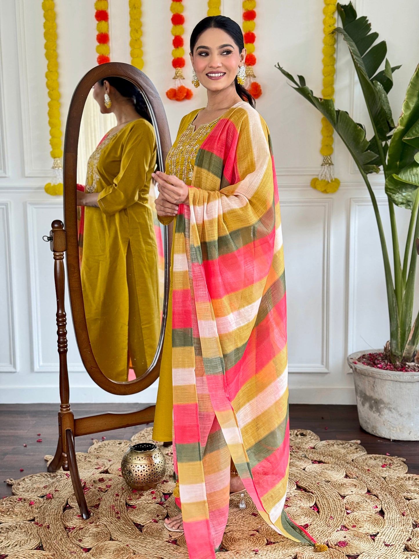 New Embroidered Viscose Chanderi Suit Set with Pure Linen Dupatta – Ethnic Elegance