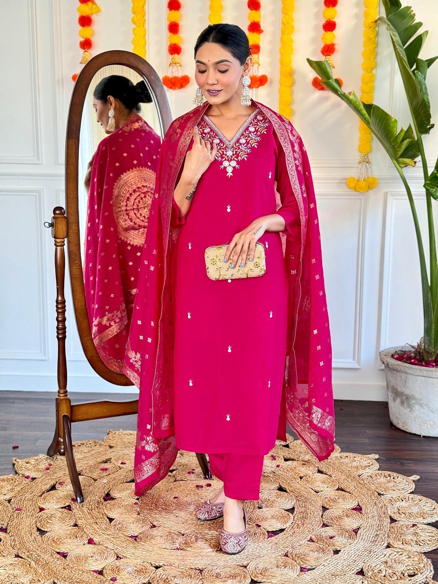 Embroidered Viscose Chanderi Suit Set with Nylon Jacquard Dupatta – 3-Piece Elegant Ethnic Wear