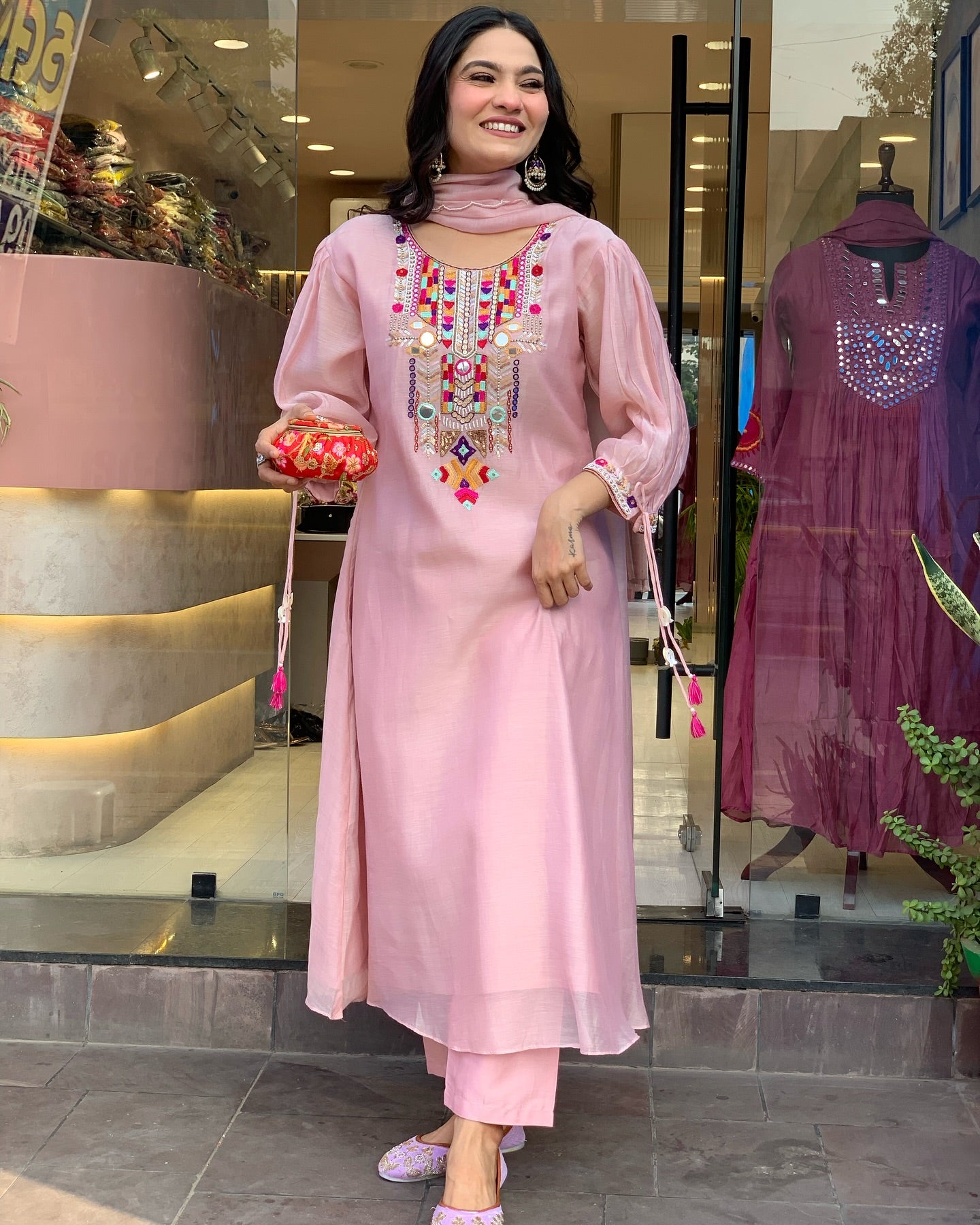 Embroidered Chanderi Silk Suit Set with Organza Dupatta – 3-Piece Premium Ethnic Ensemble