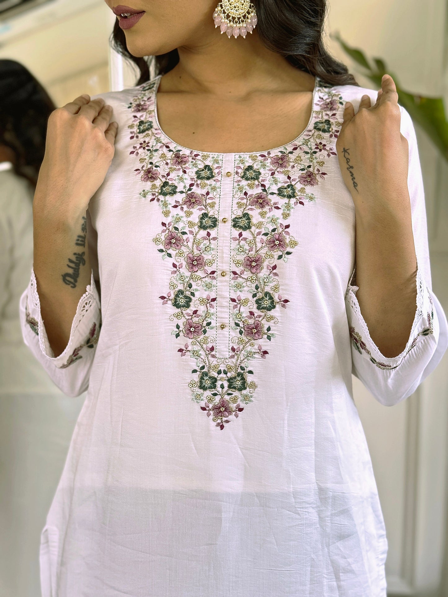 Women's Elegant White Kurti Pant Set in Viscose Chanderi Fabric with Lightweight Clinen Dupatta | Festive & Casual Wear