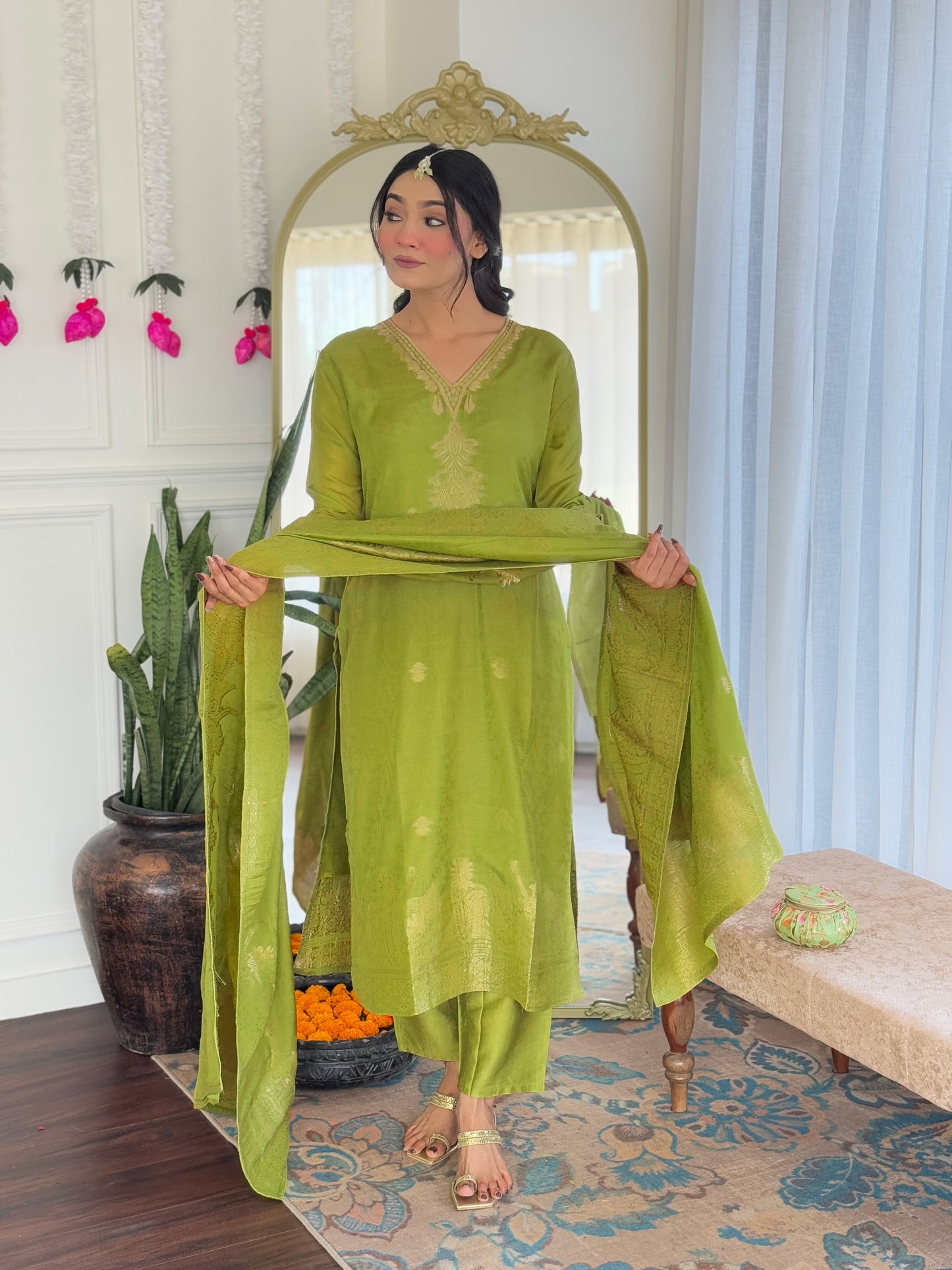 Viscose Jacquard Embroidered Kurti Set with PV Chanderi Pant & Jacquard Dupatta – Ready to Wear | Casual & Stylish