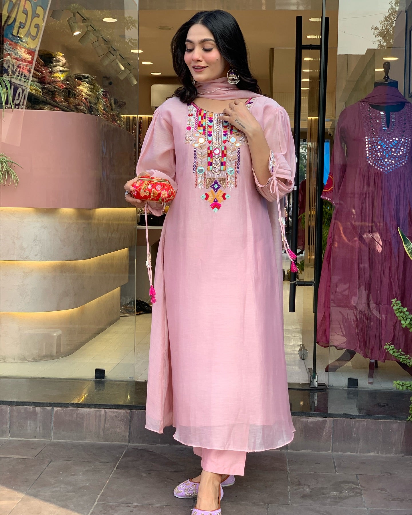 Embroidered Chanderi Silk Suit Set with Organza Dupatta – 3-Piece Premium Ethnic Ensemble