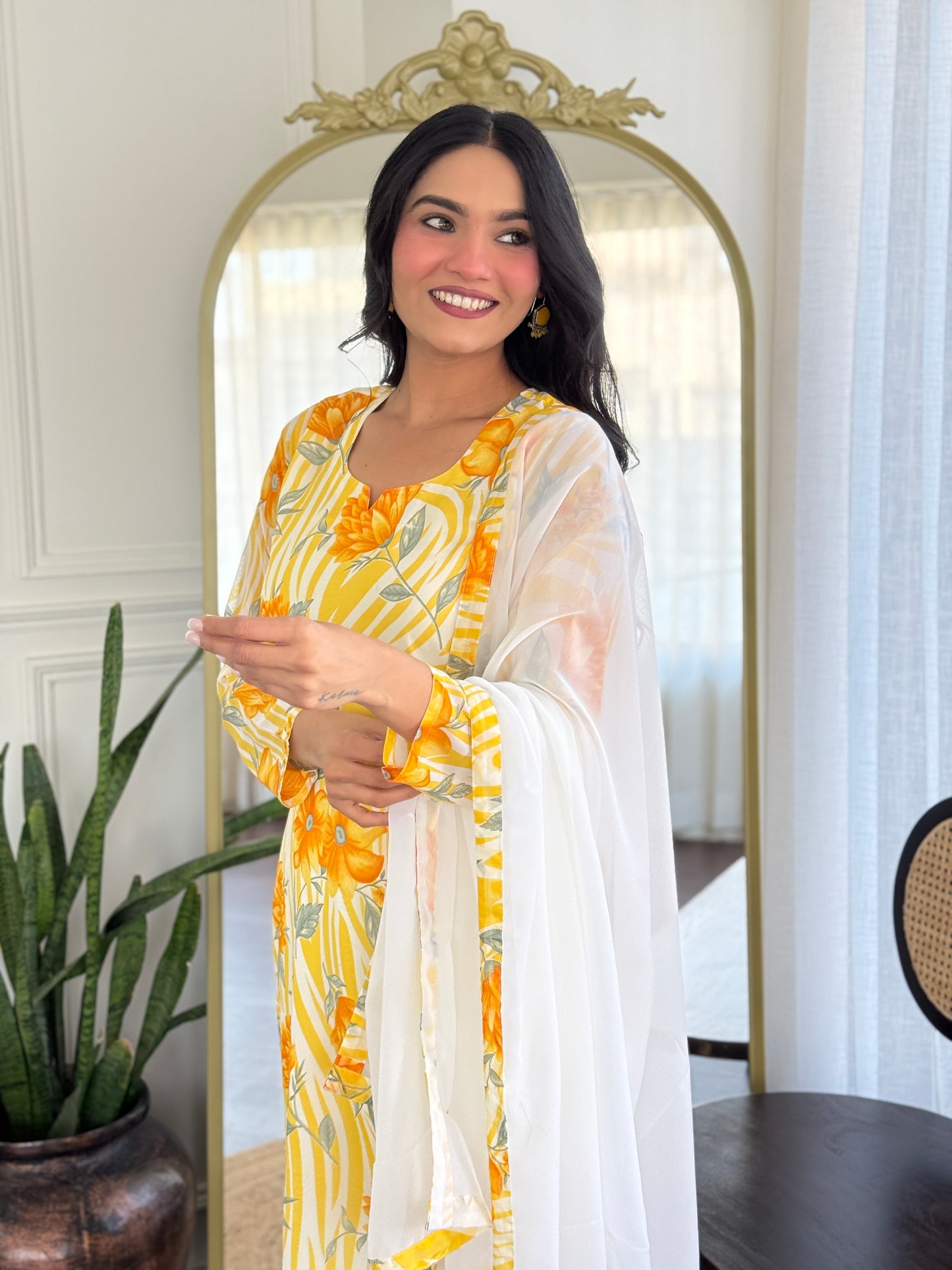 All-Over Print Chanderi Kurti Set – 3-Piece Suit for Casual Fashion