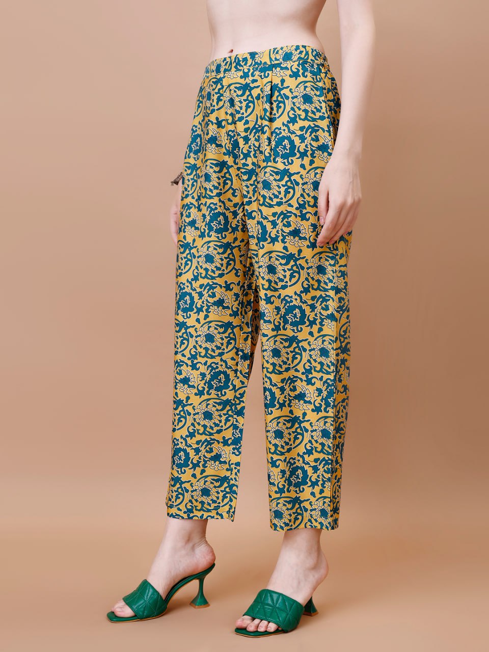Stylish American Crepe Printed Co-ord Set for Women – Straight Kurti with Pants