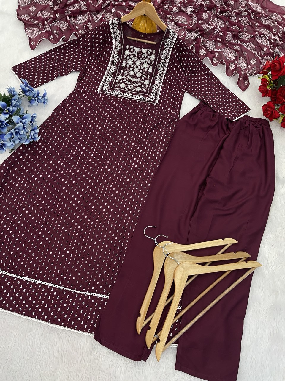 Elegant 14kg Heavy Reyon Suit Set with Embroidery & Foil Work Dupatta