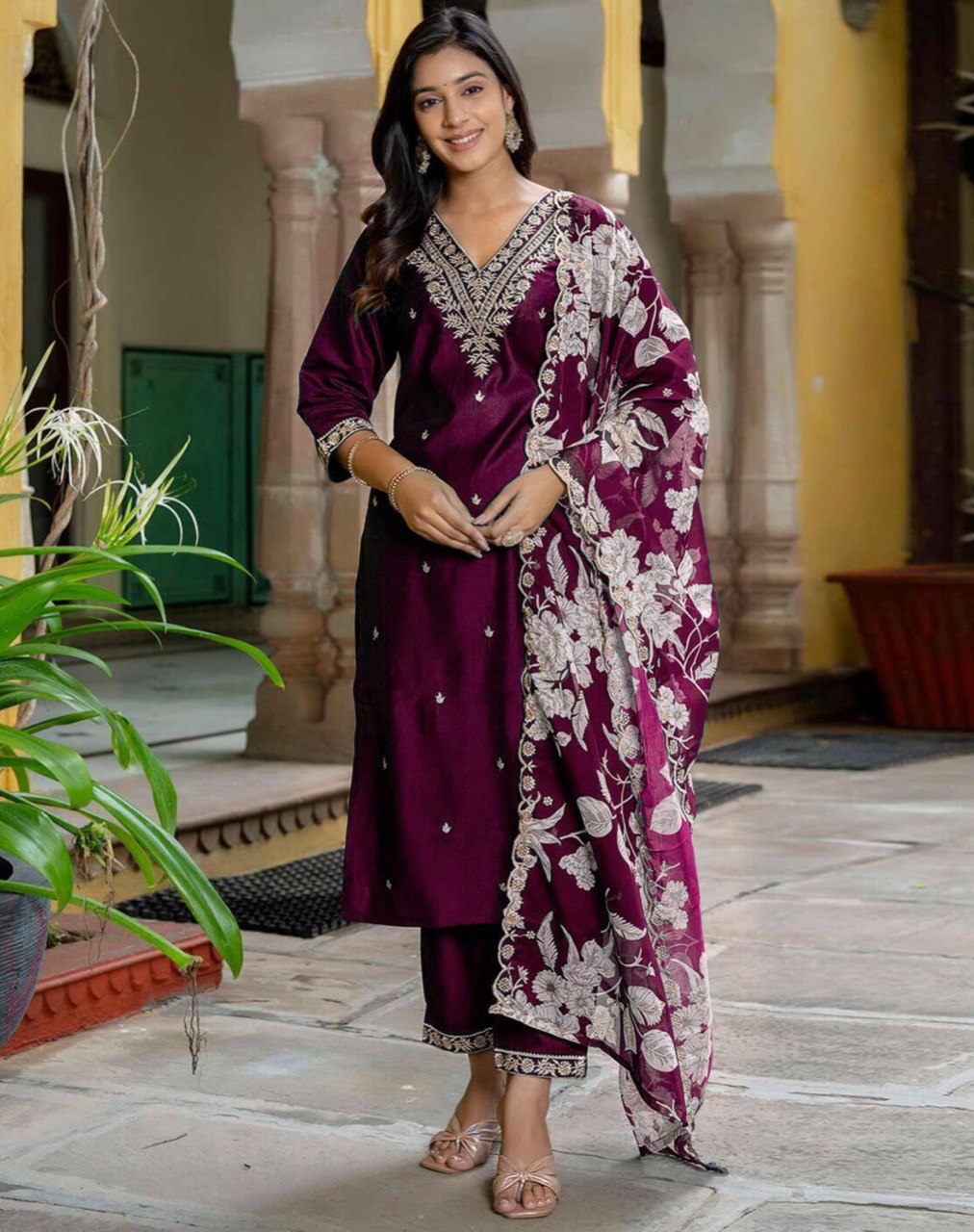 Graceful Heavy Rayon Suit Set with Embroidery & Organza Dupatta – Ready to Wear