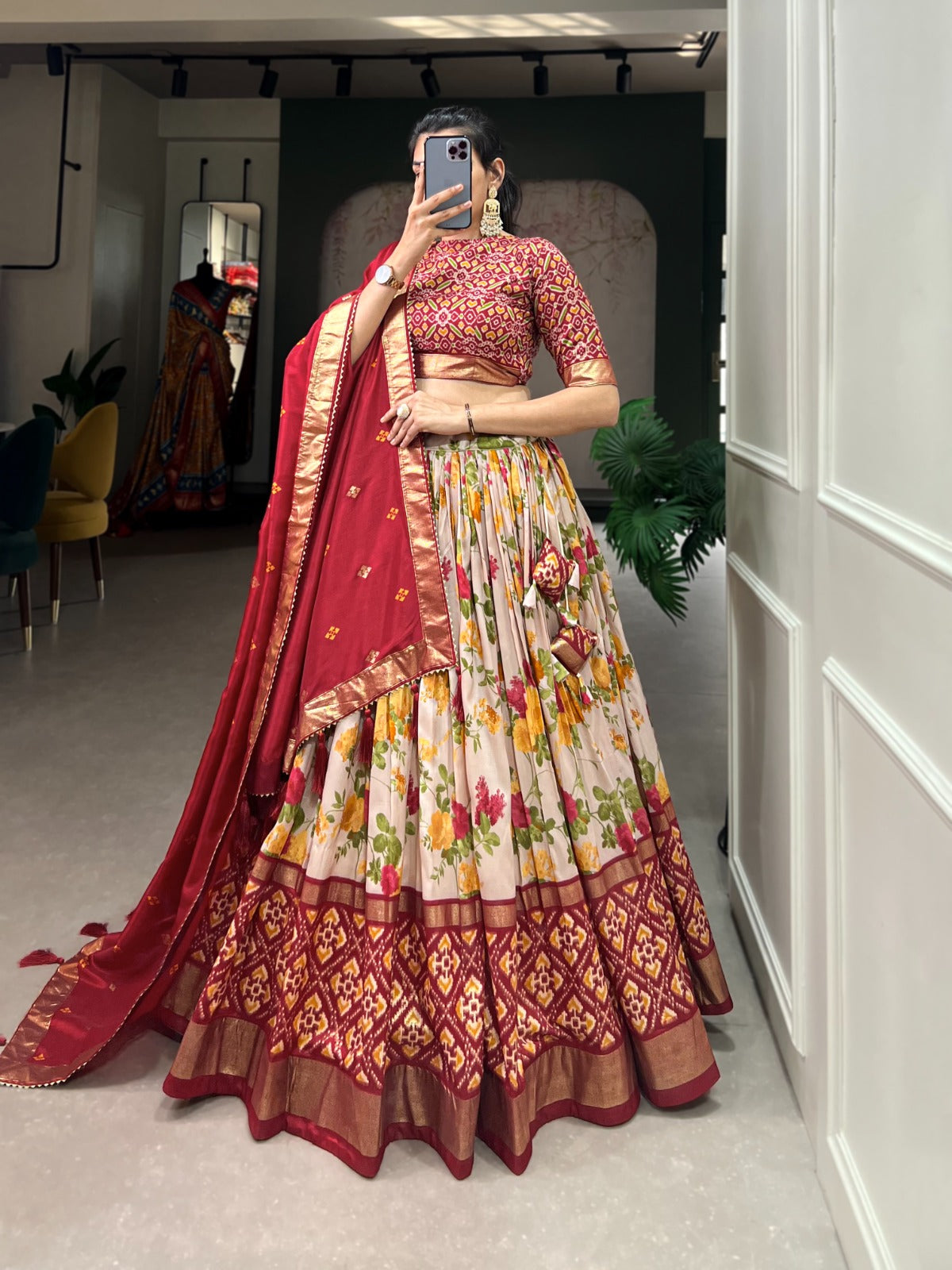 Women's Heavy Silk Floral Digital Print Heavy Silk Lehenga Set – Ready to Wear