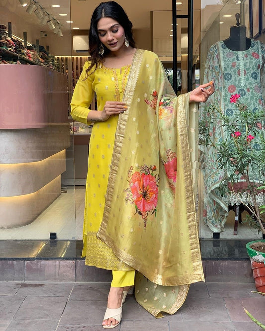 Women’s Viscose Organza Jacquard Kurti Set with Embroidered Dupatta & Pant