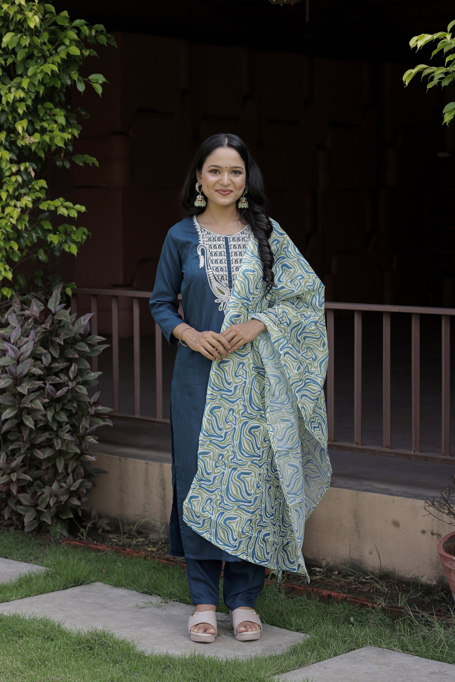 Stylish Slub Cotton Kurti Set with Embroidered Poly Chanderi Dupatta & Pant – 3/4 Sleeve, Designer Round Neck