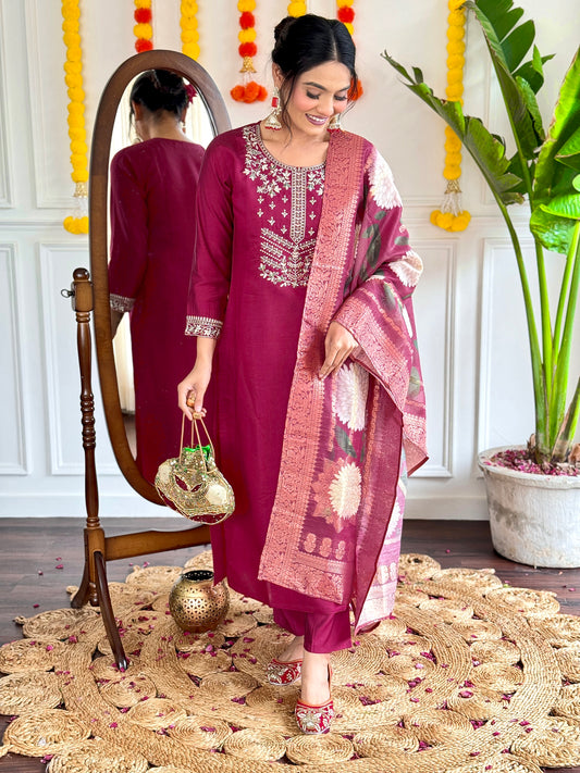 Women’s Viscose Chanderi Kurti Set with Embroidered Jacquard Dupatta & Pant – 3/4 Sleeves, Designer Round Neck