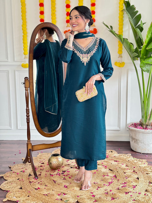 Women’s Viscose Chanderi Kurti Set with Embroidered Jacquard Dupatta & Pant – 3/4 Sleeves, Designer V Neck, Knee Length
