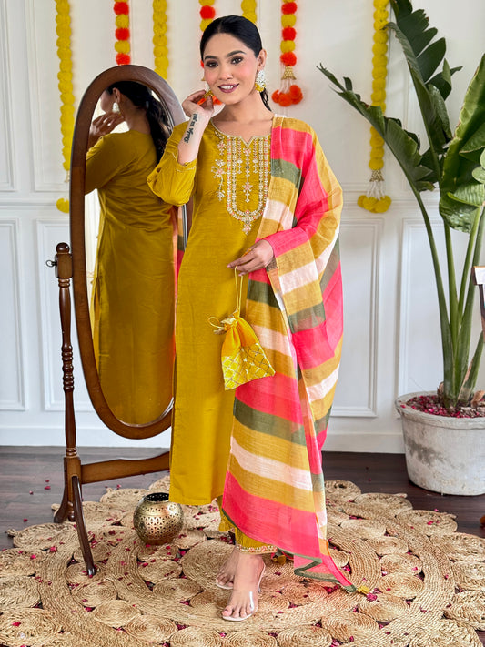 New Embroidered Viscose Chanderi Suit Set with Pure Linen Dupatta – Ethnic Elegance