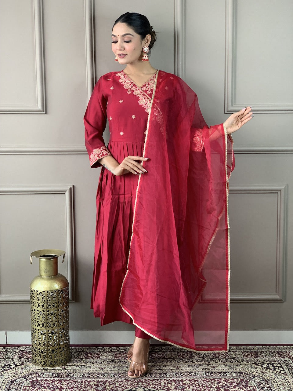 Women’s Viscose Chanderi Maxi Kurti Set with Embroidered Organza Dupatta & Pant – Designer V Neck, 3/4 Sleeves