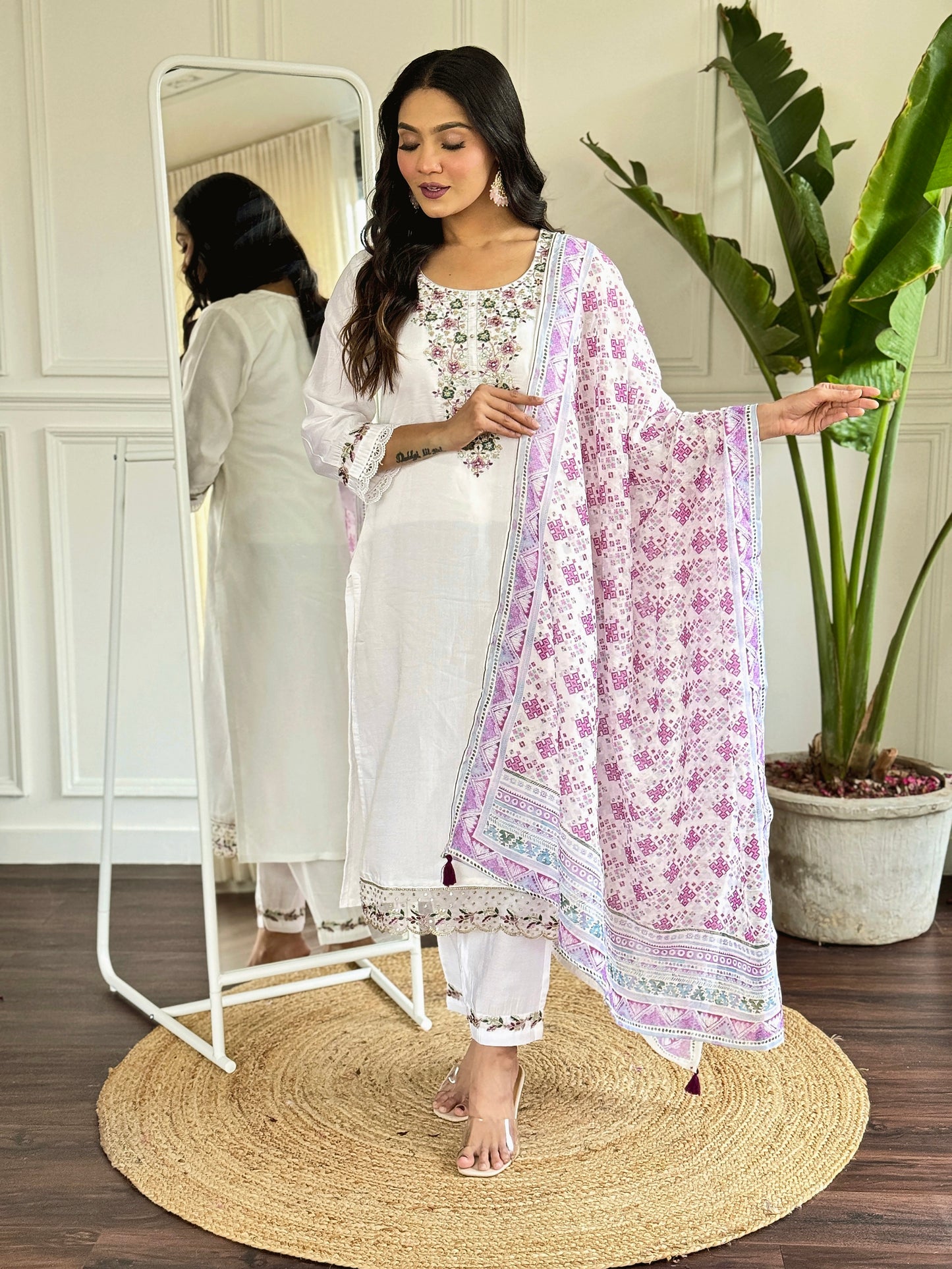 Women's Elegant White Kurti Pant Set in Viscose Chanderi Fabric with Lightweight Clinen Dupatta | Festive & Casual Wear