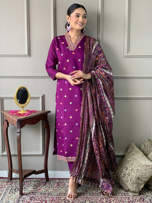 Classy New Look Suit in Viscose Chanderi with Chinon Dupatta