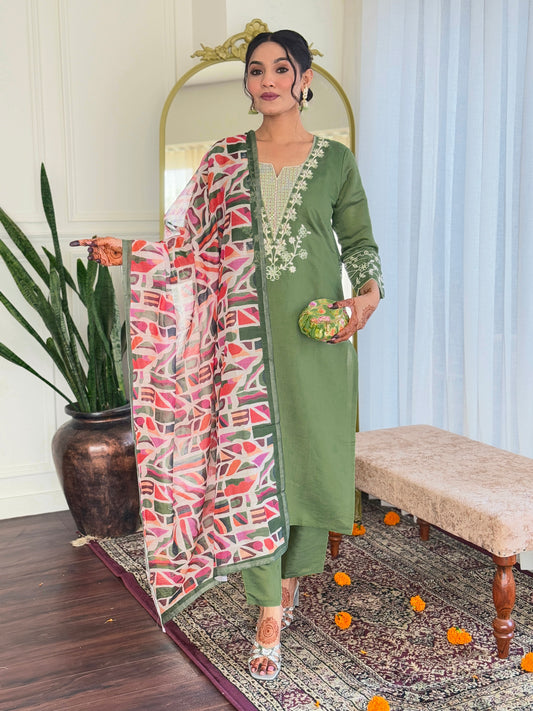 Embroidered Viscose Chanderi Suit Set with Linen Dupatta – 3-Piece Elegant Ethnic Wear