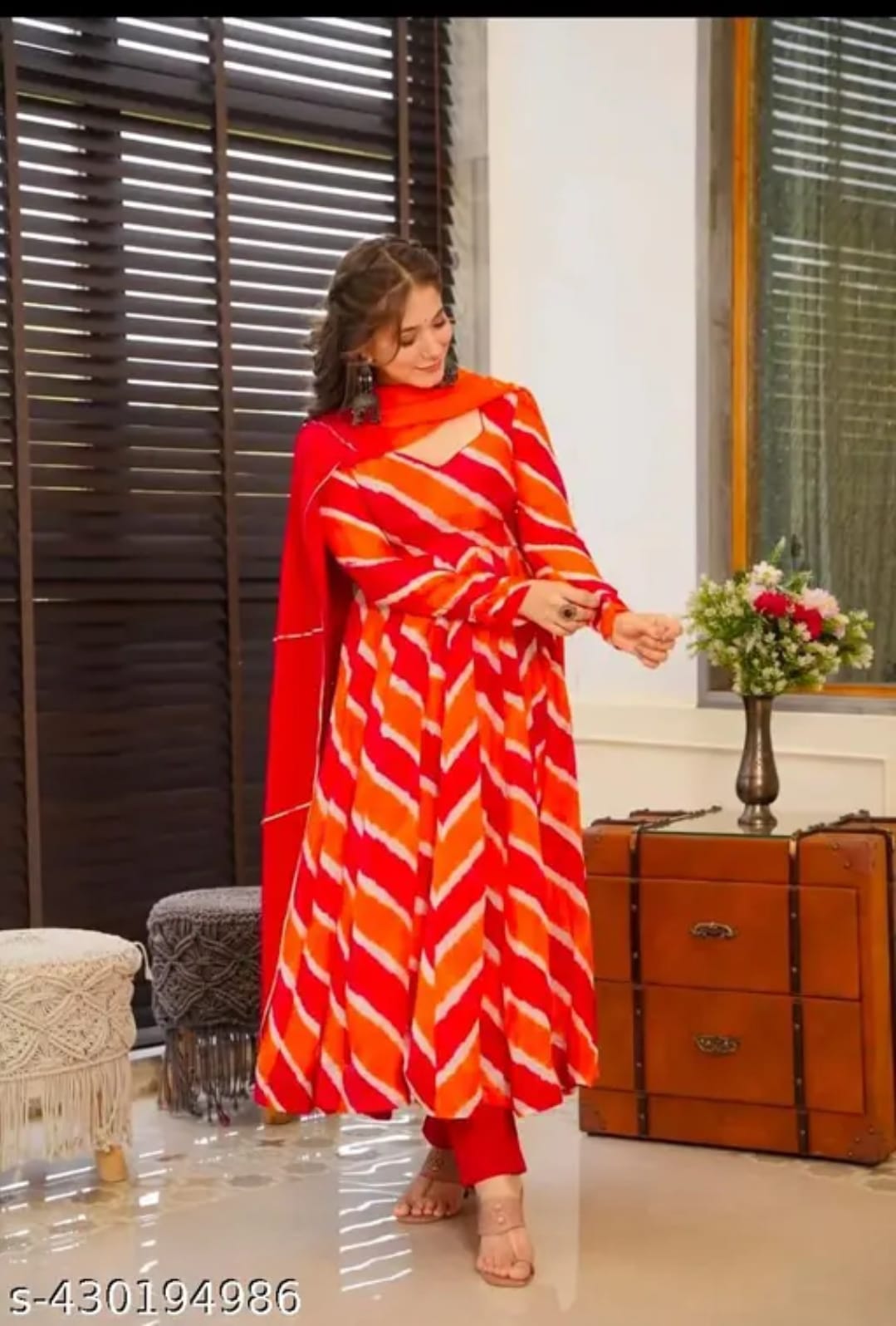 Elegant Embroidered Muslin & Chanderi Suit Set with Chinon Dupatta – Festive Ready Look