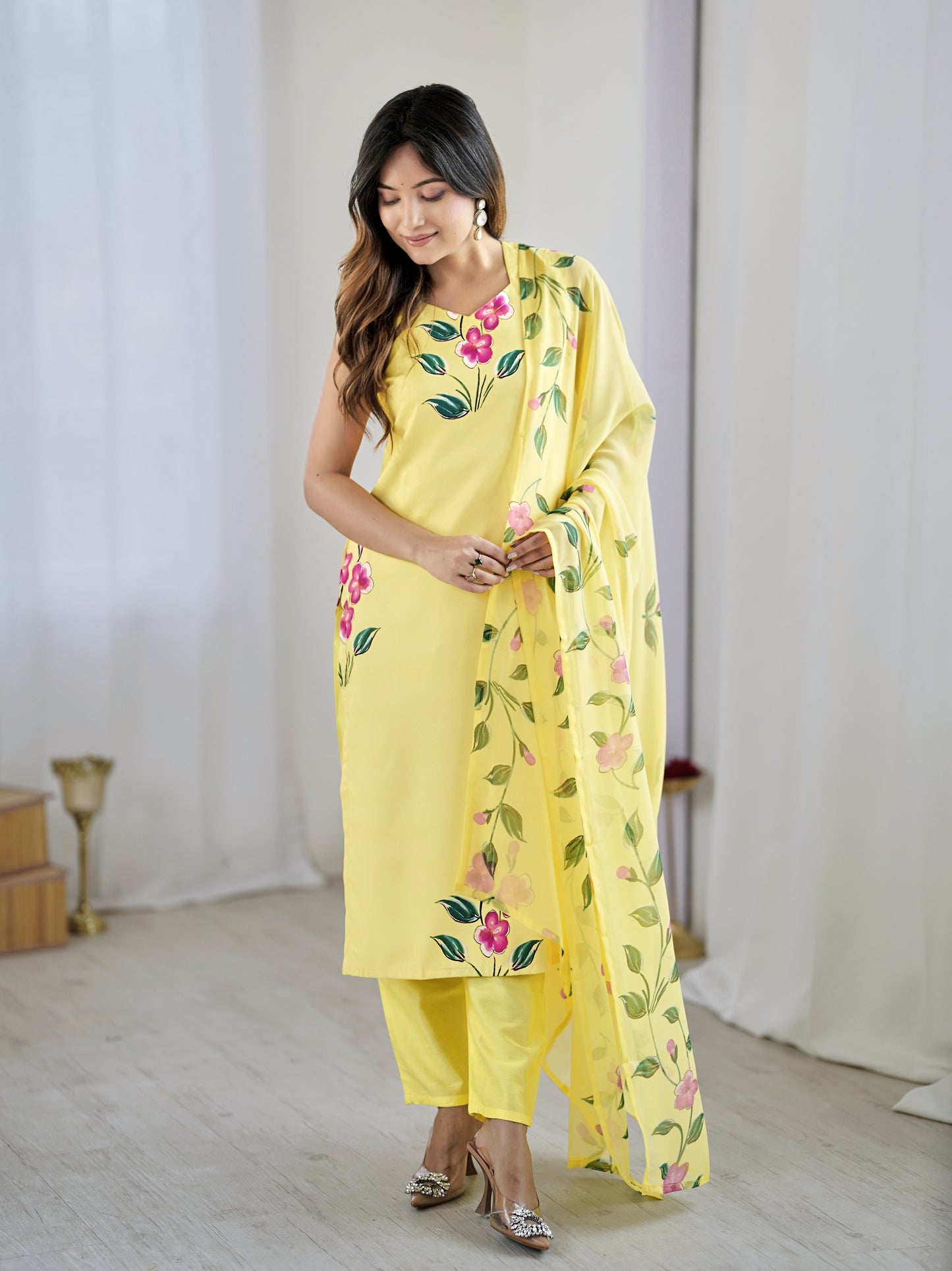Contemporary Ethnic Wear Viscose French Crepe Suit Set with Lightweight Georgette Dupatta – 3-Piece