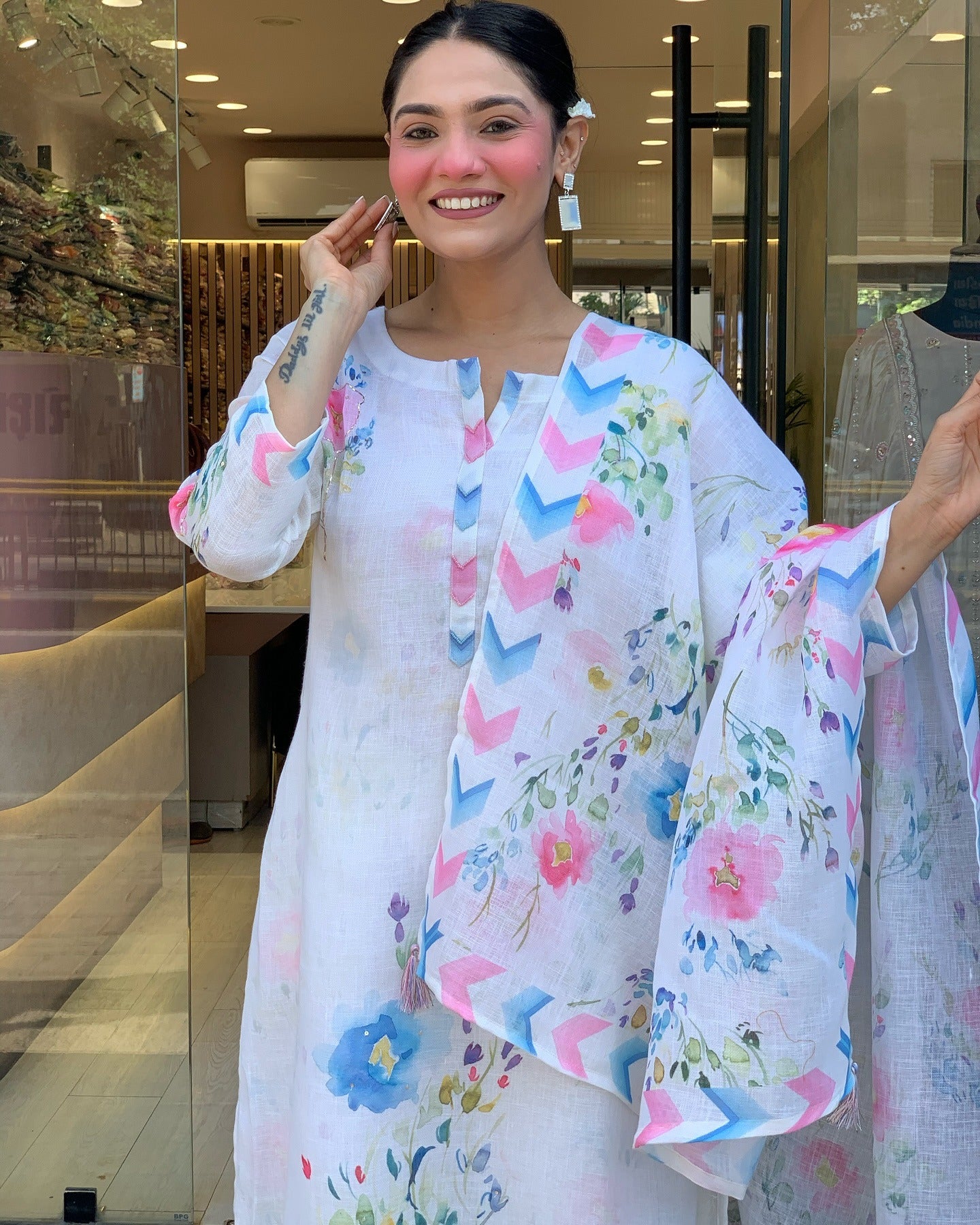 Women's Pure Linen Embroidered Kurta with Pant & Dupatta | Premium Readymade 3-Piece Suit Set | Elegant & Breathable Ethnic Wear for Summer, Office, and Semi-Formal Occasions