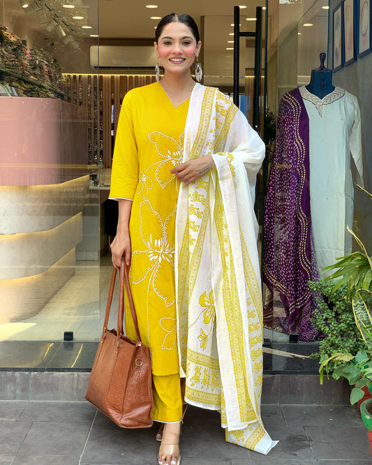 Latest Embroidered Viscose Chanderi Suit Set with Matching Chanderi Dupatta