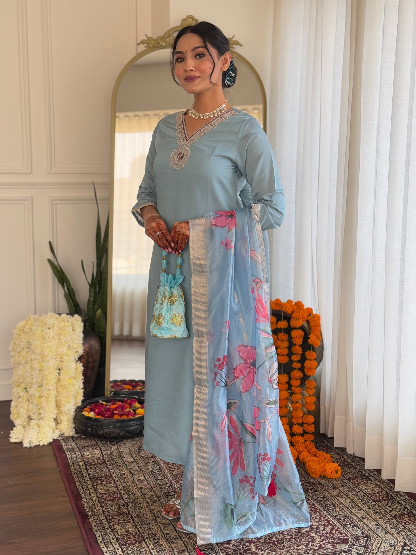Latest Roman Silk Suit Set with Organza Jacquard Butti Dupatta – Elegant 3-Piece Ethnic Ensemble