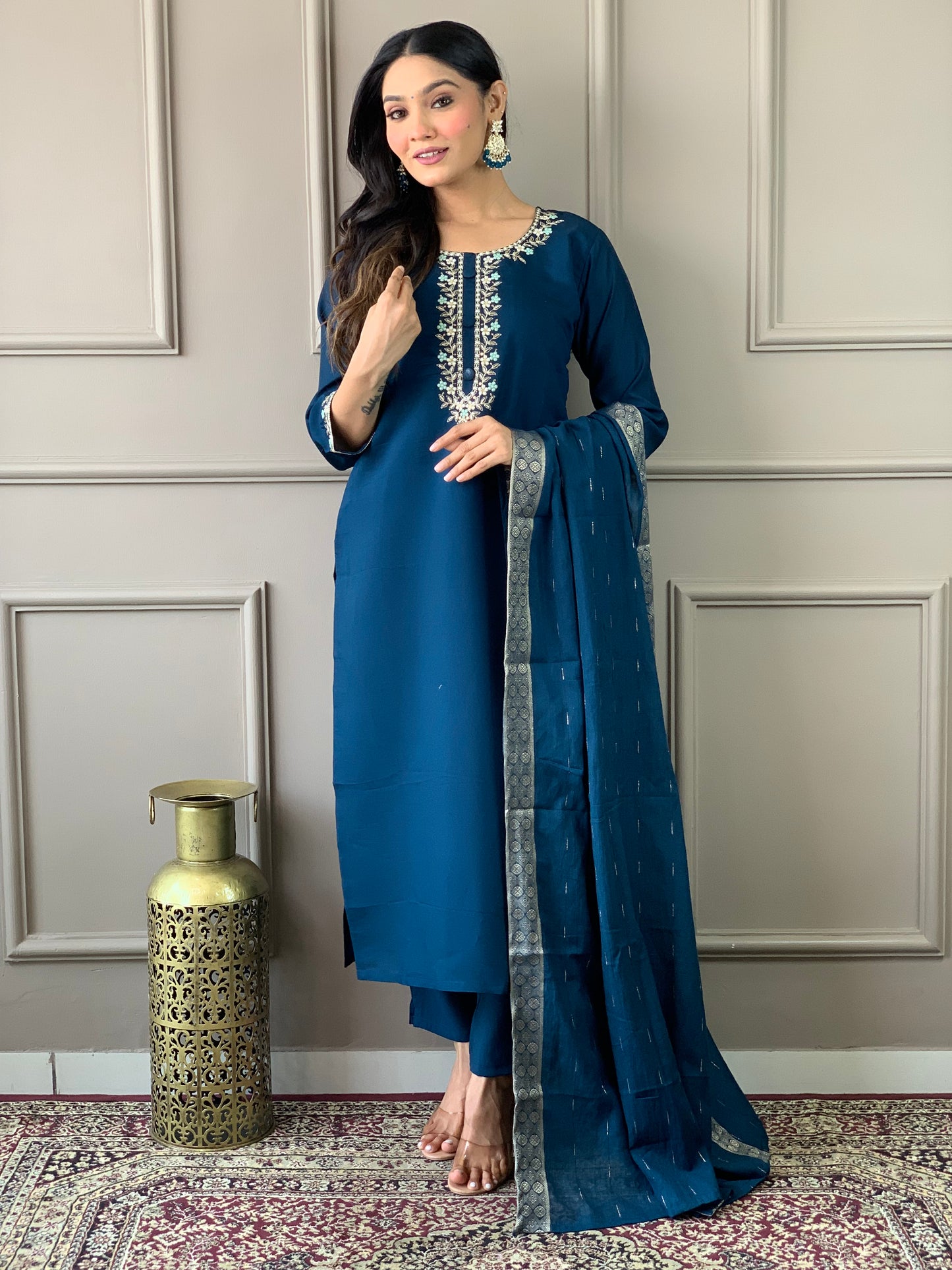 Stylish Viscose Chanderi Kurti Set for Women with Jacquard Dupatta | Traditional 3-Piece Set with Designer Neck & Knee-Length Fit for Women's