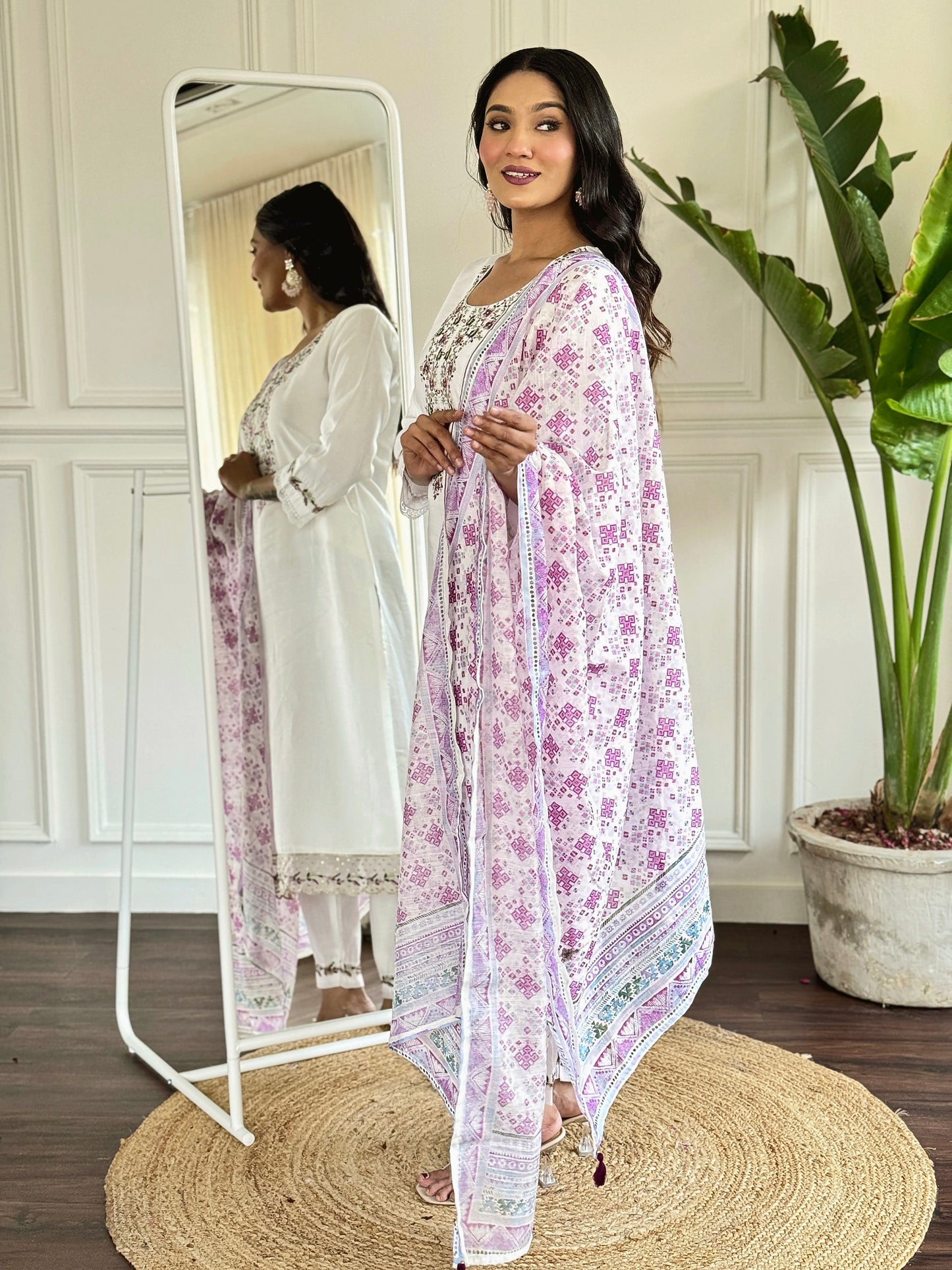 Women's Elegant White Kurti Pant Set in Viscose Chanderi Fabric with Lightweight Clinen Dupatta | Festive & Casual Wear