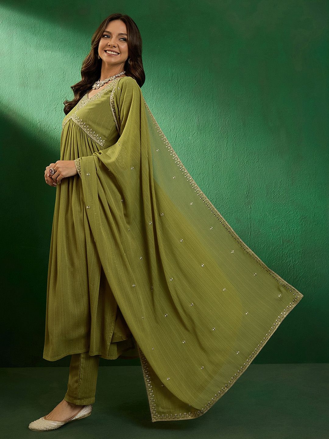 Graceful Embroidered Georgette Suit Set with Matching Dupatta – Festive Ready Ensemble