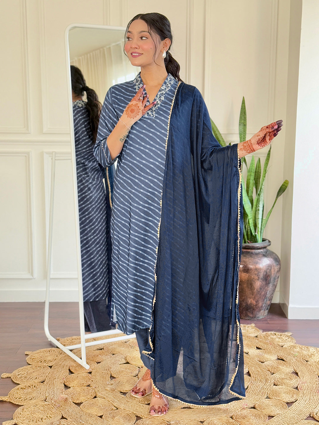 Traditional Muslin Kurta Pant Set with Flowing Dupatta