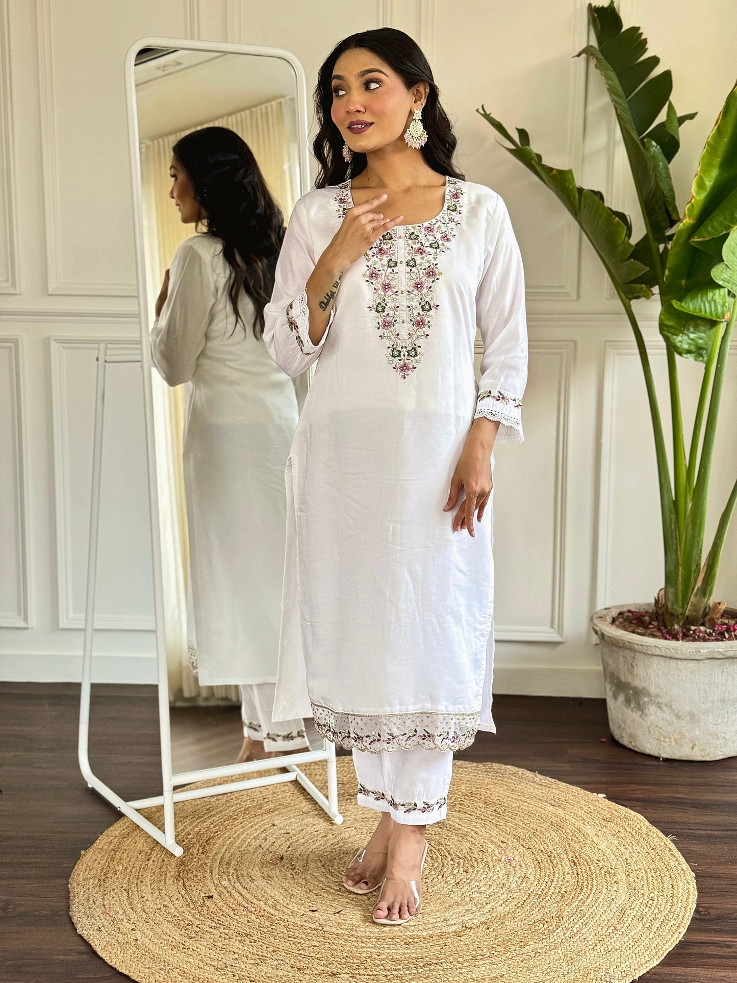 Women's Elegant White Kurti Pant Set in Viscose Chanderi Fabric with Lightweight Clinen Dupatta | Festive & Casual Wear