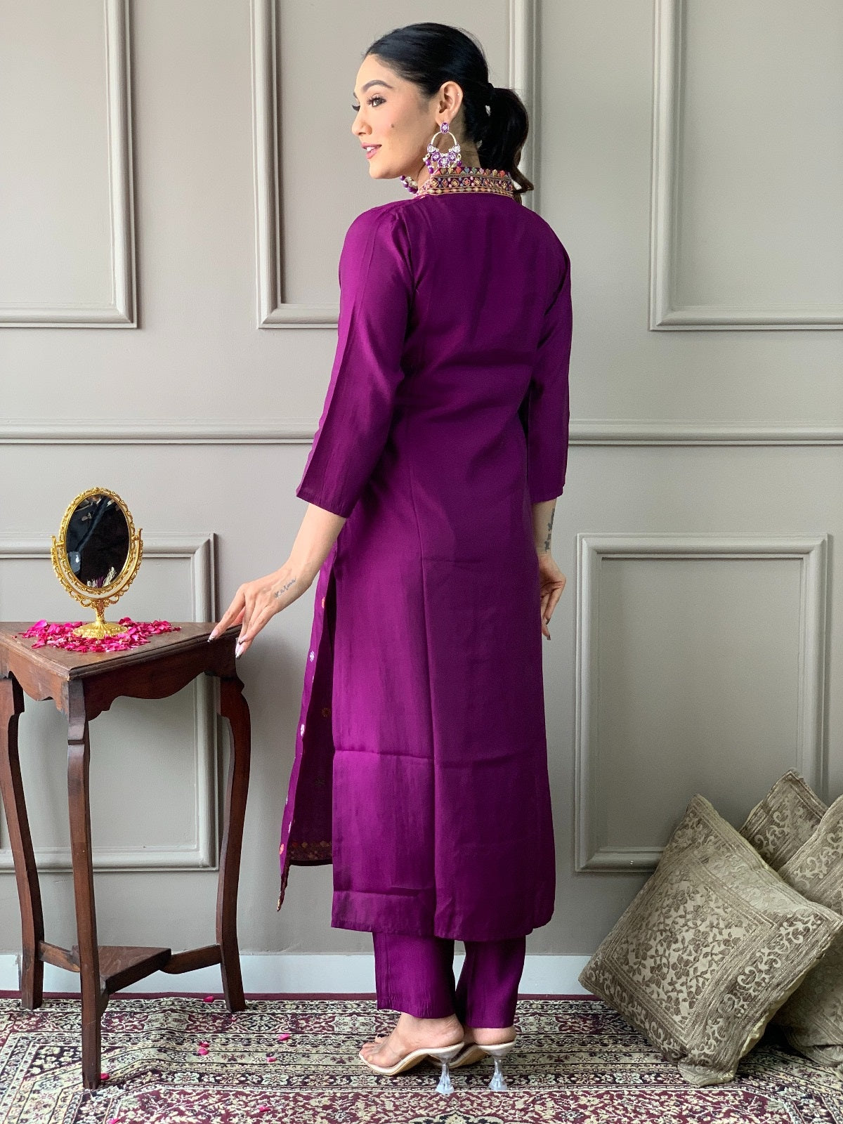 Classy New Look Suit in Viscose Chanderi with Chinon Dupatta