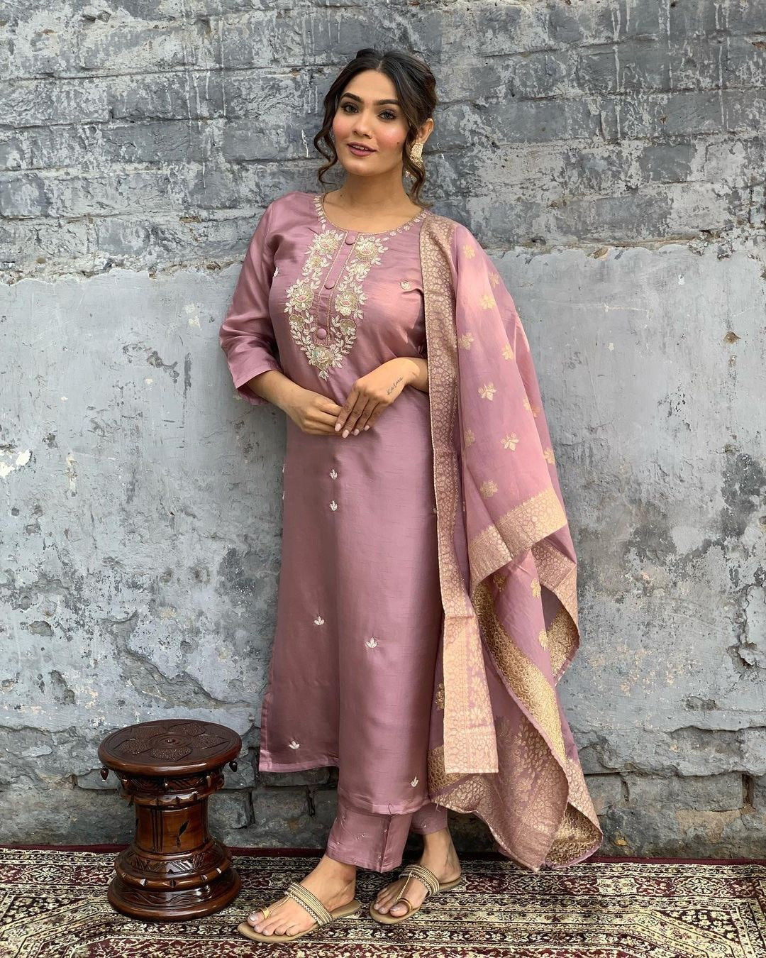 Women’s Viscose Chanderi Kurti Set with Embroidered Jacquard Dupatta & Pant – Full Sleeves, Designer Round Neck