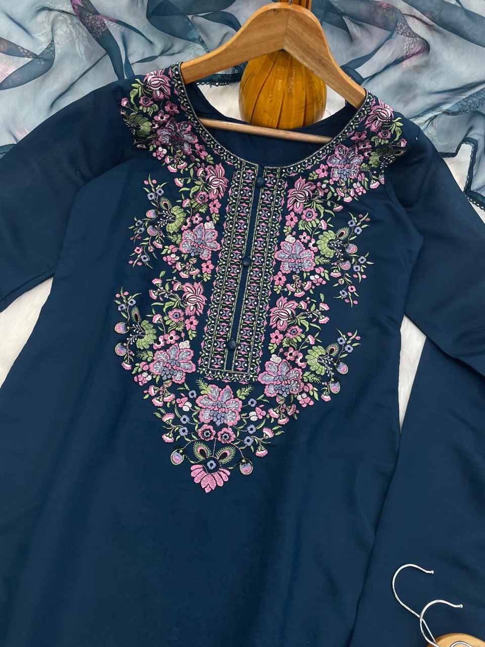 Latest Stylish Heavy Roman Suit Set with Embroidery & Digital Print Organza Dupatta