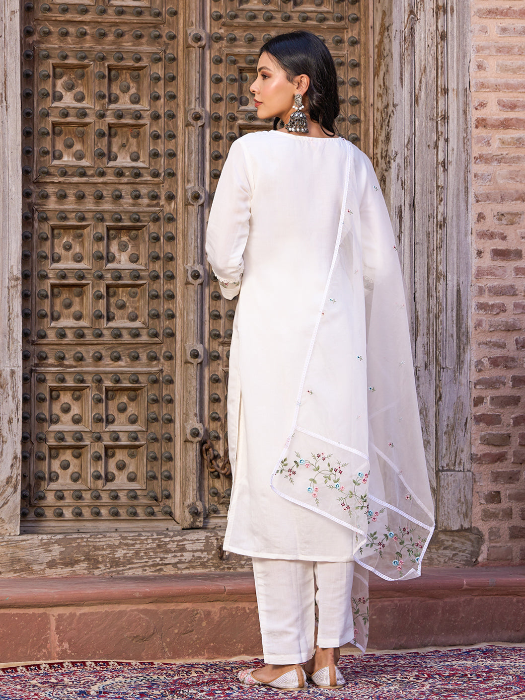 Women’s Viscose Chanderi Kurti Set with Embroidered Organza Dupatta & Pant – 3/4 Sleeves, Round Neck