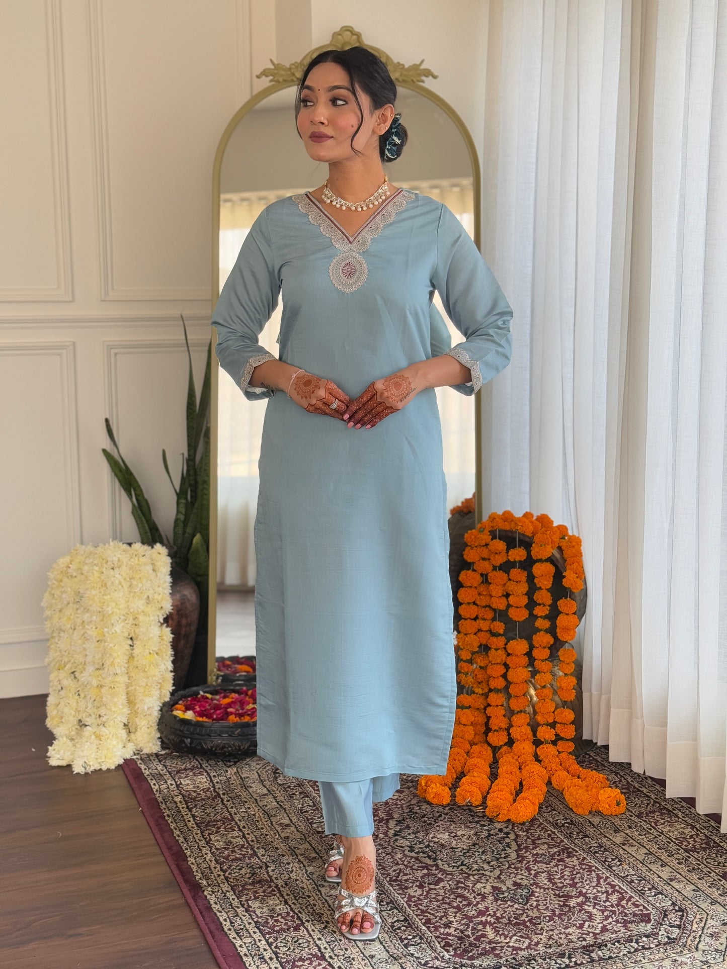 Latest Roman Silk Suit Set with Organza Jacquard Butti Dupatta – Elegant 3-Piece Ethnic Ensemble