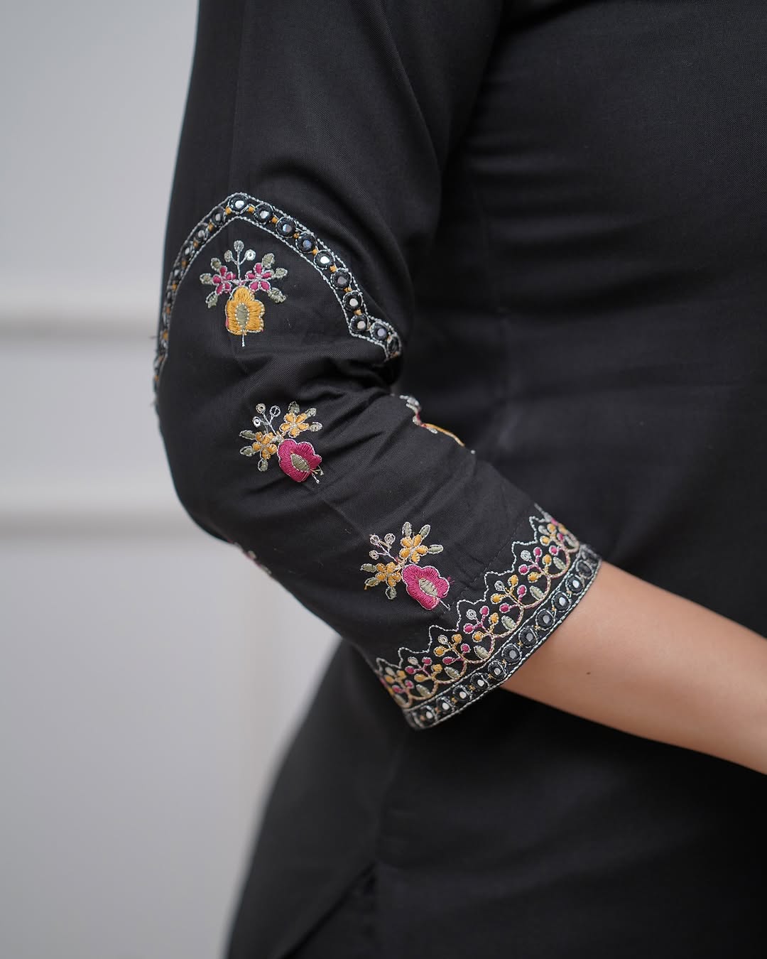 Latest Casual Style Suit in Viscose Silk with Soft Chinon Dupatta