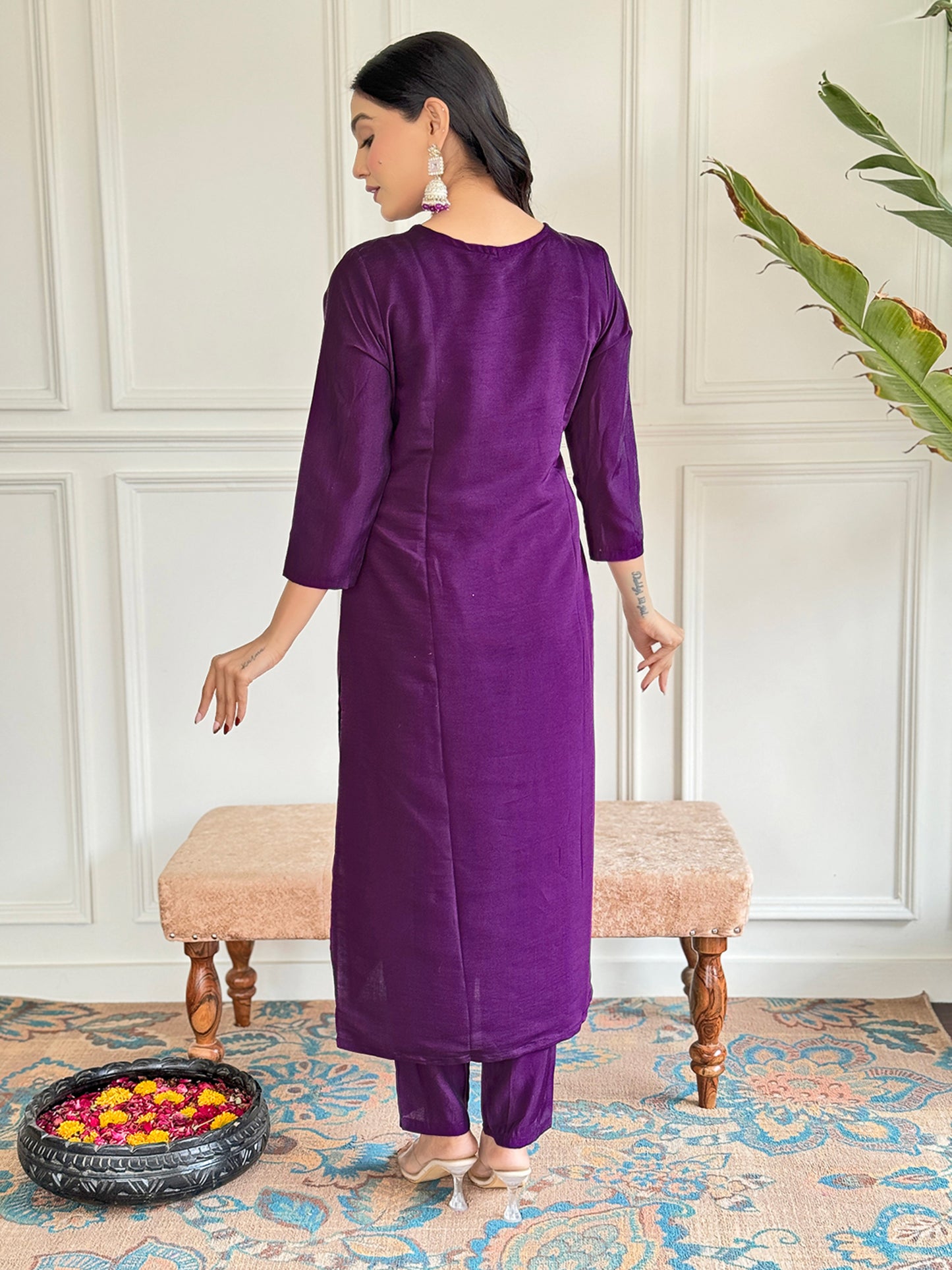 Elegant Chanderi Kurti Set with Embroidered Taby Dupatta & Pant – 3/4 Sleeve, Designer Round Neck
