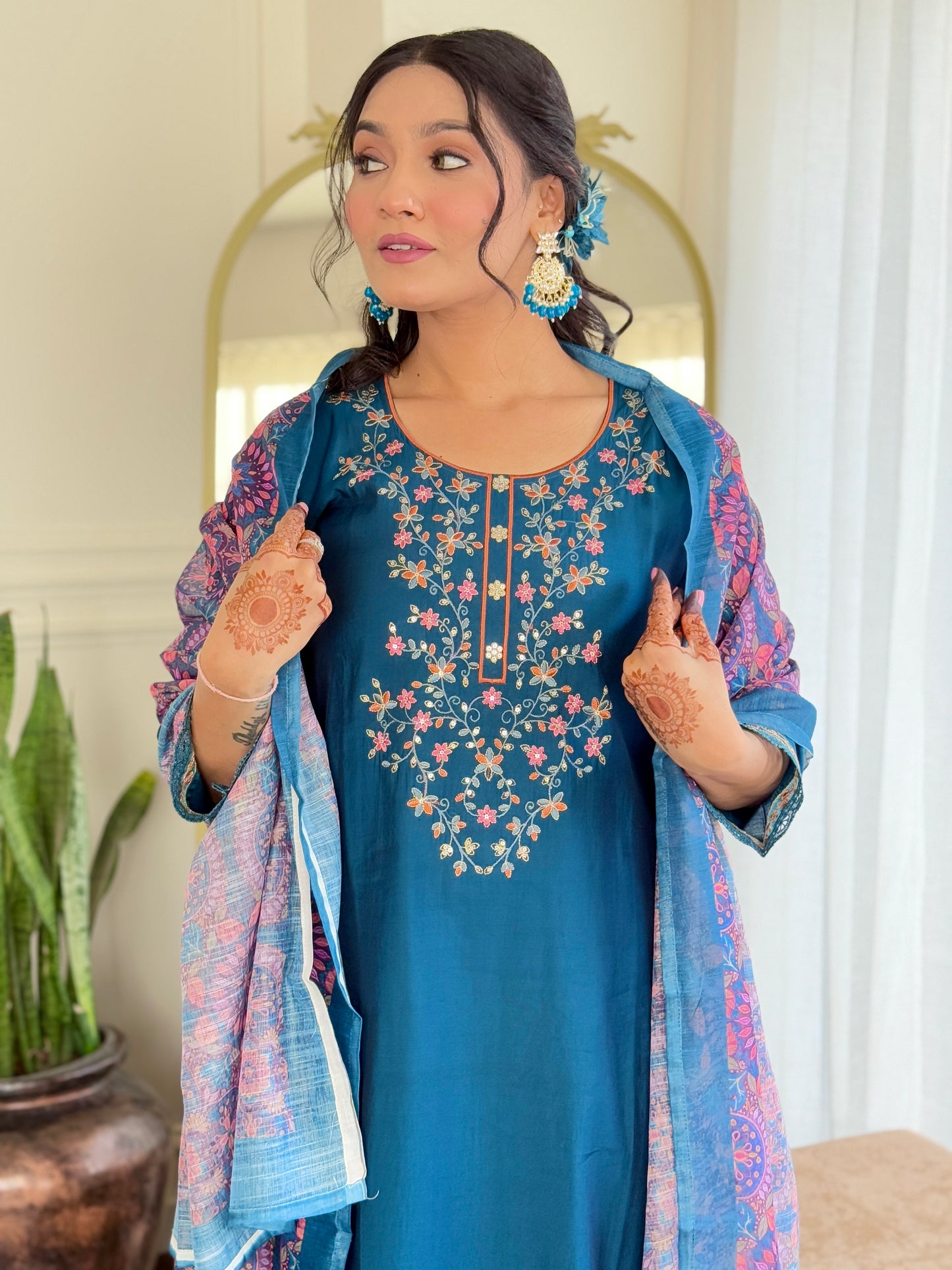Graceful Chanderi Silk Suit Set with Embroidered Pure Linen Dupatta