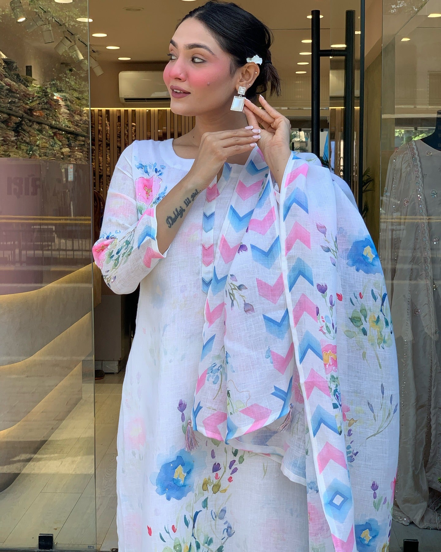 Women's Pure Linen Embroidered Kurta with Pant & Dupatta | Premium Readymade 3-Piece Suit Set | Elegant & Breathable Ethnic Wear for Summer, Office, and Semi-Formal Occasions