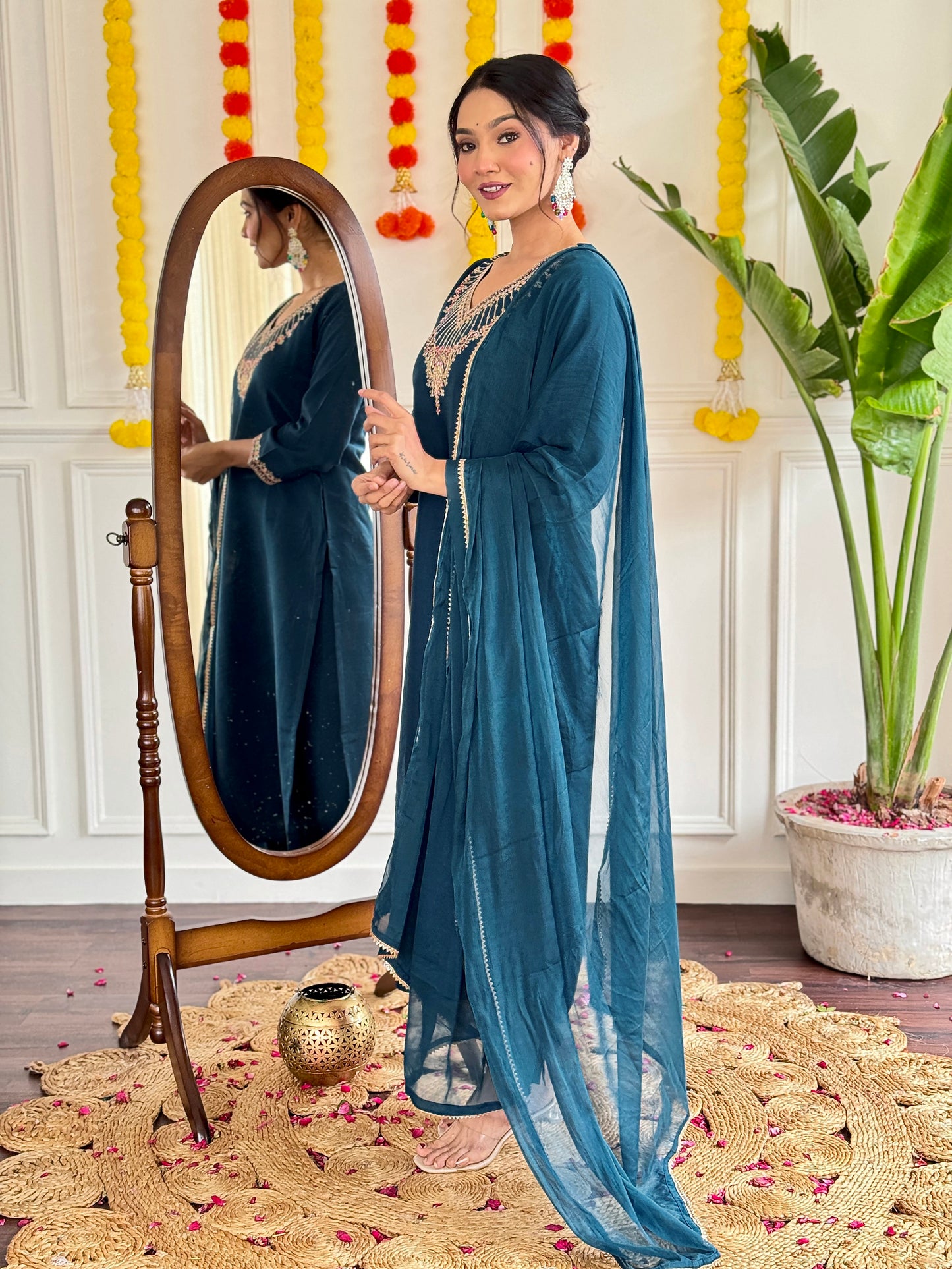 Women’s Viscose Chanderi Kurti Set with Embroidered Jacquard Dupatta & Pant – 3/4 Sleeves, Designer V Neck, Knee Length