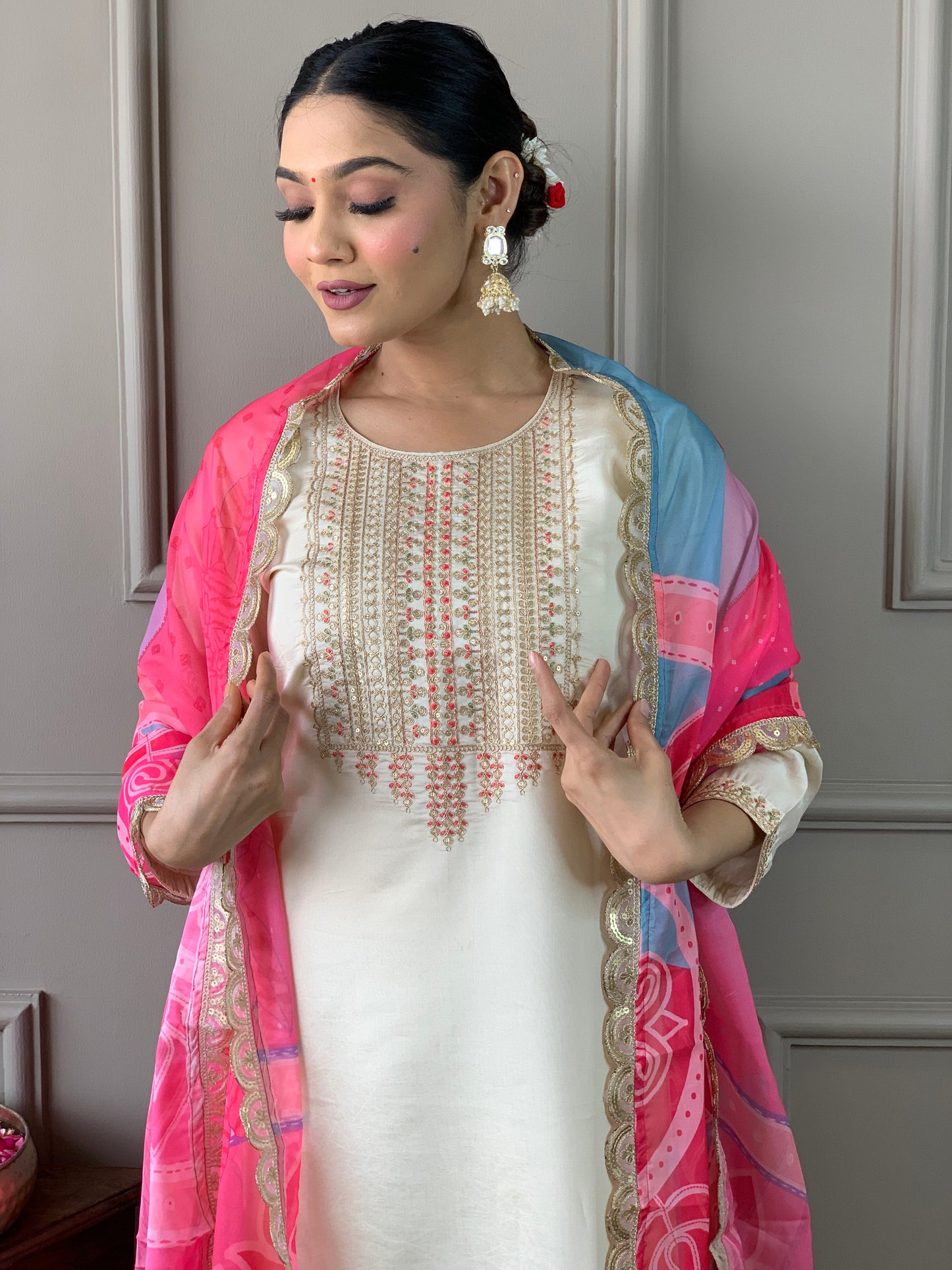 Women’s Viscose Chanderi Kurti Set with Embroidered Nylon Taby Dupatta & Pant – Designer Round Neck, Knee Length