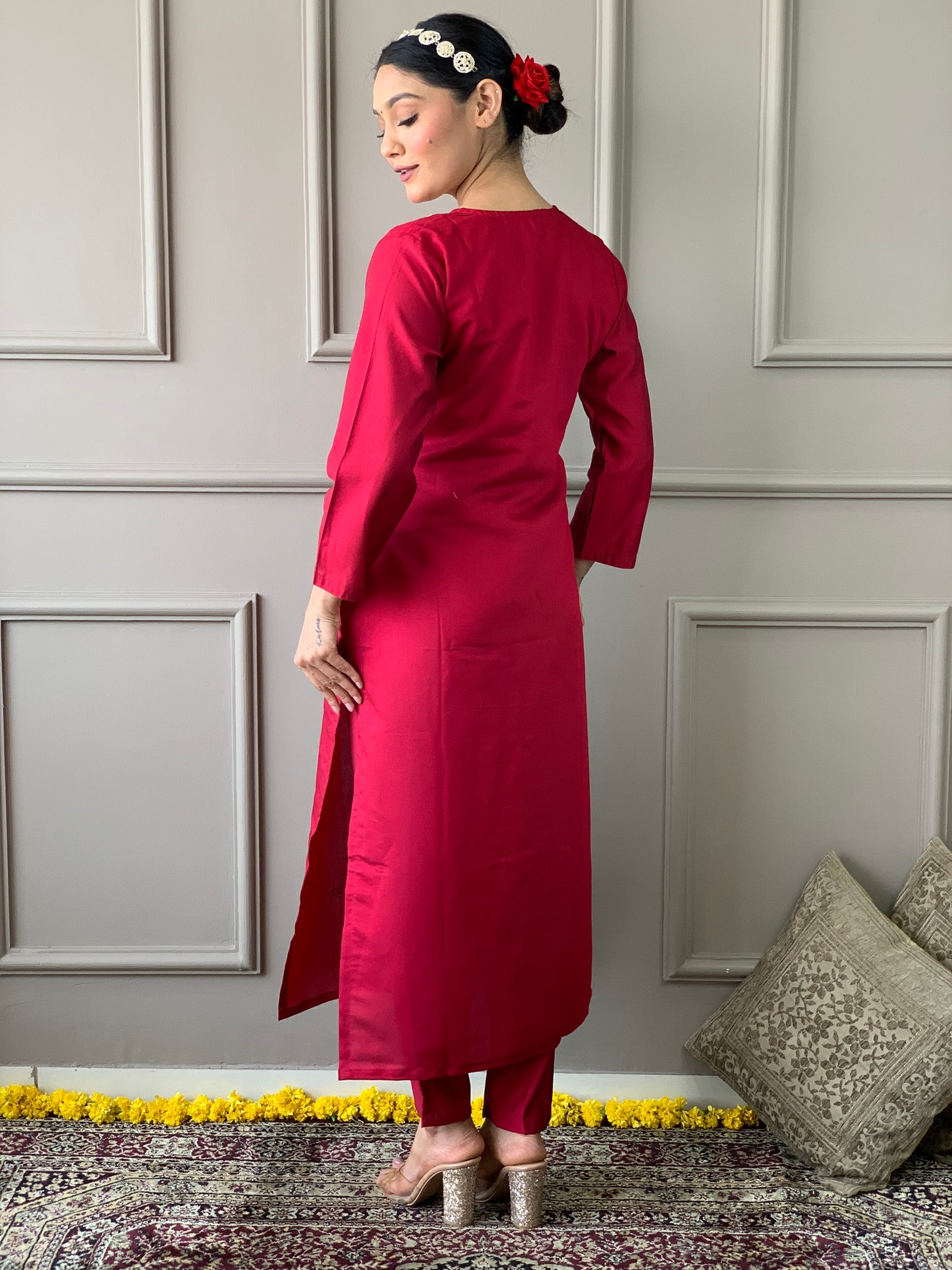 Women’s Viscose Chanderi Kurti Set with Embroidered Nylon Taby Dupatta & Pant – Full Sleeve, Designer V Neck