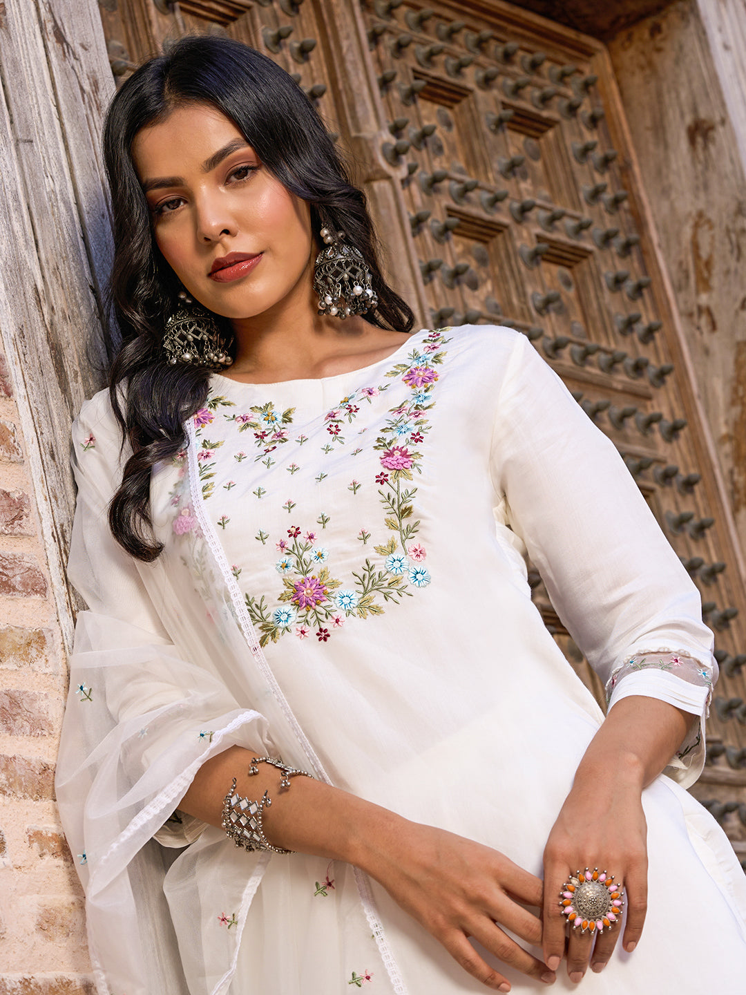 Women’s Viscose Chanderi Kurti Set with Embroidered Organza Dupatta & Pant – 3/4 Sleeves, Round Neck