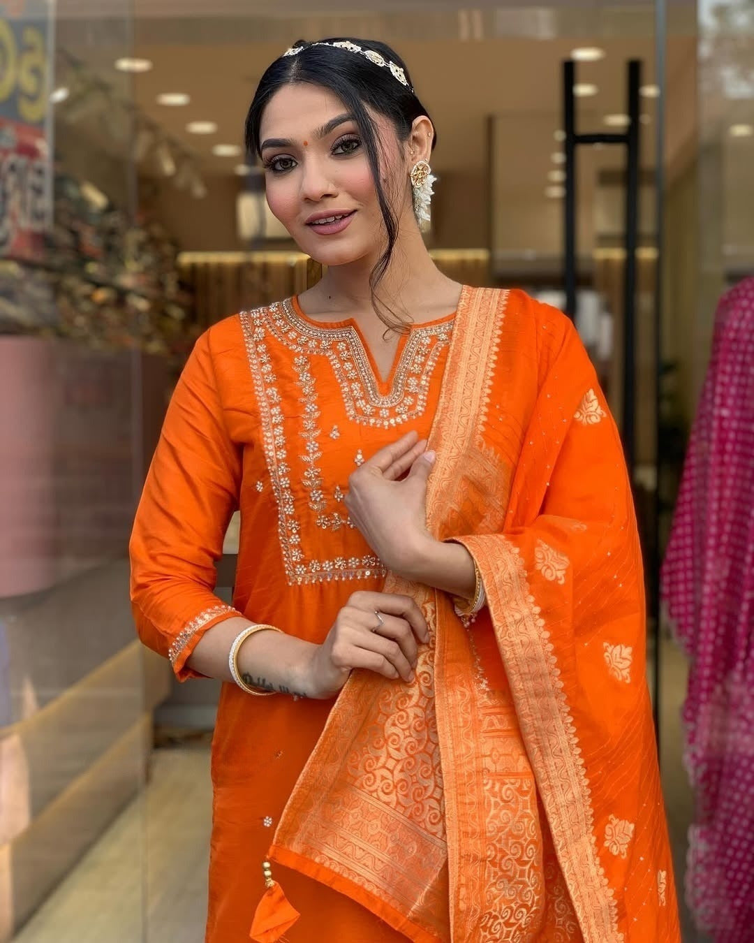 Women's Ready-to-Wear Viscose Chanderi Kurti Set with 3/4 Sleeves and Jacquard Dupatta – Traditional Elegance Wear