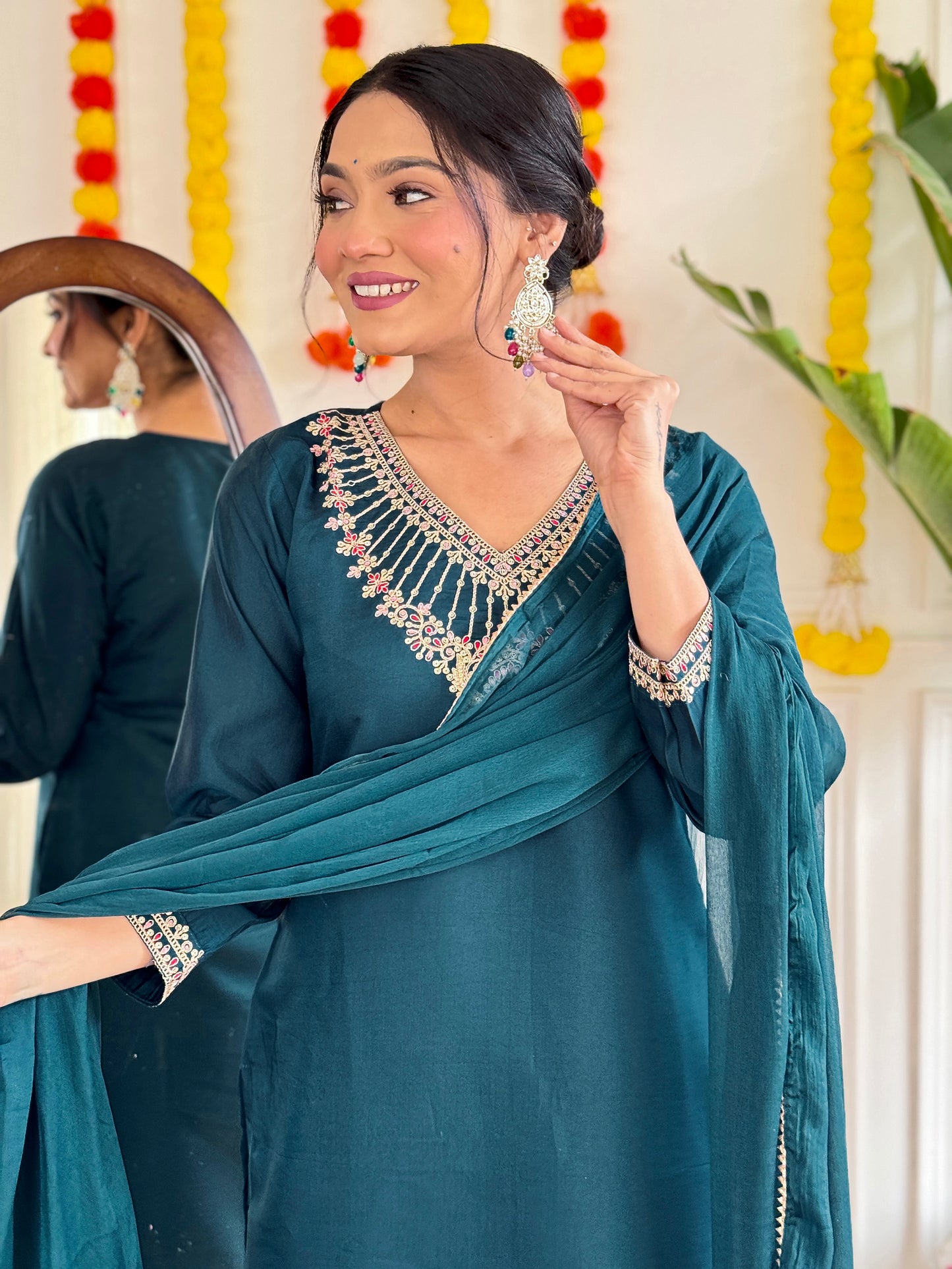 Women’s Viscose Chanderi Kurti Set with Embroidered Jacquard Dupatta & Pant – 3/4 Sleeves, Designer V Neck, Knee Length