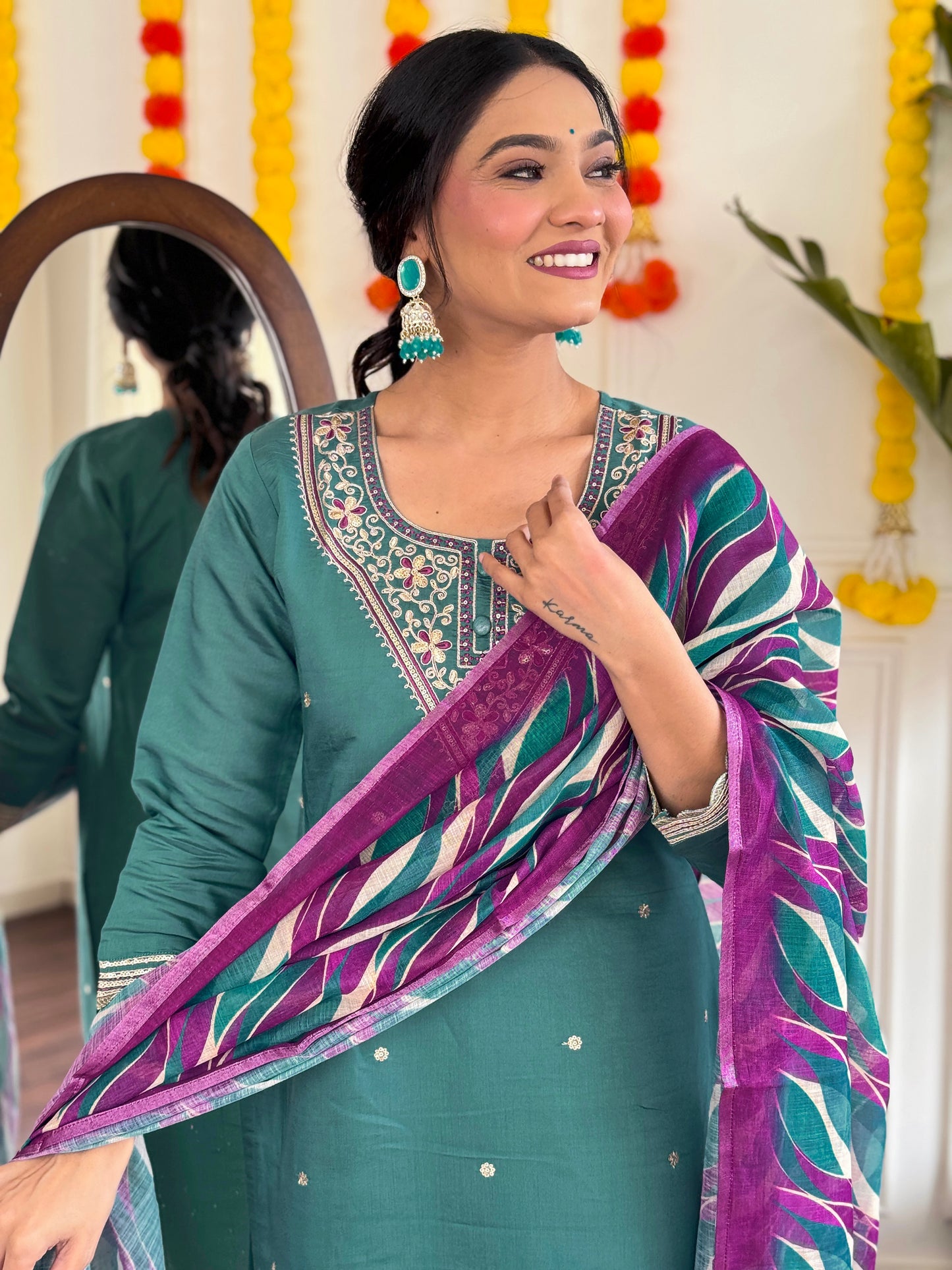 Designer Embroidered Chanderi Suit Set with Natural Linen Dupatta