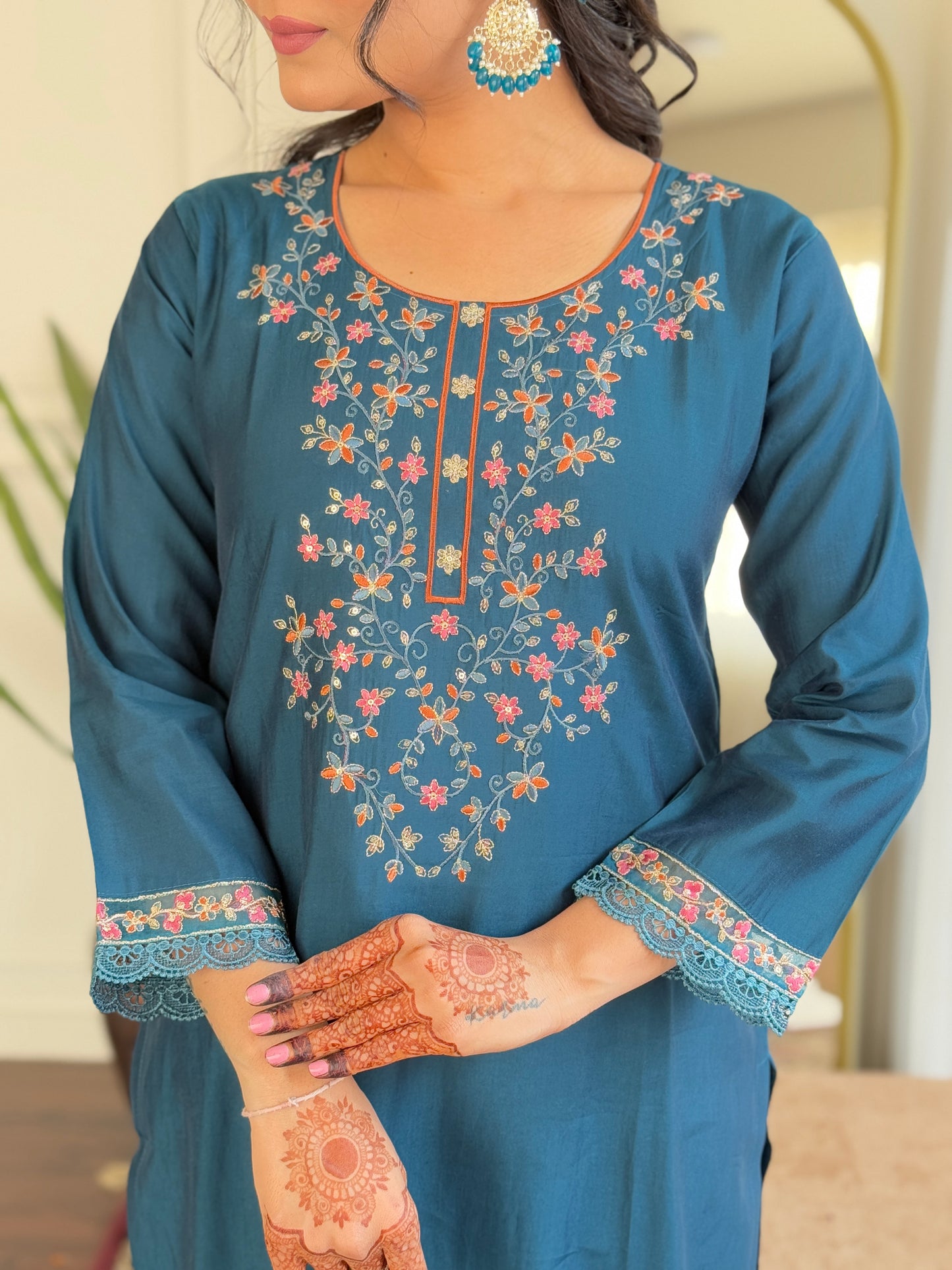 Graceful Chanderi Silk Suit Set with Embroidered Pure Linen Dupatta