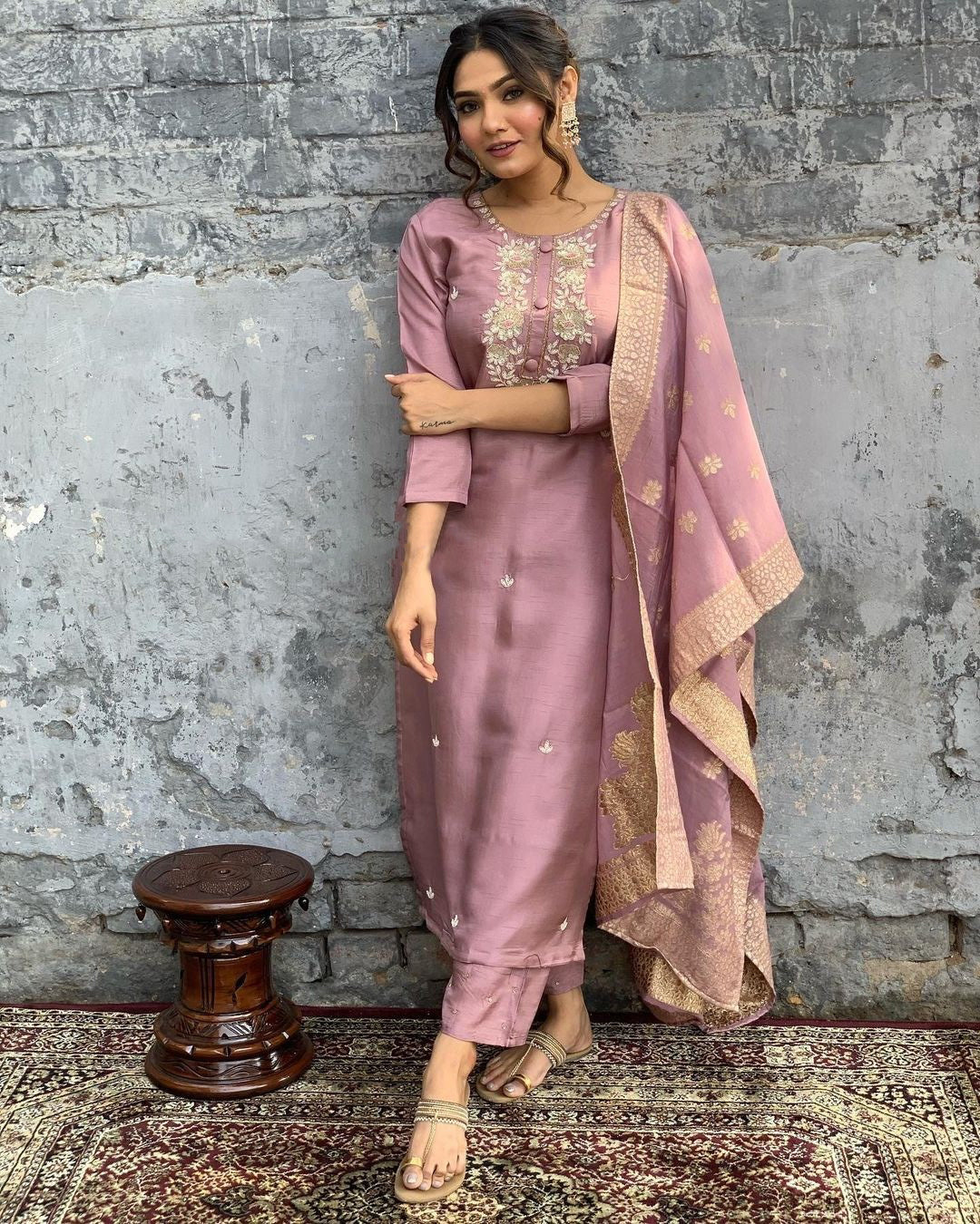 Women’s Viscose Chanderi Kurti Set with Embroidered Jacquard Dupatta & Pant – Full Sleeves, Designer Round Neck